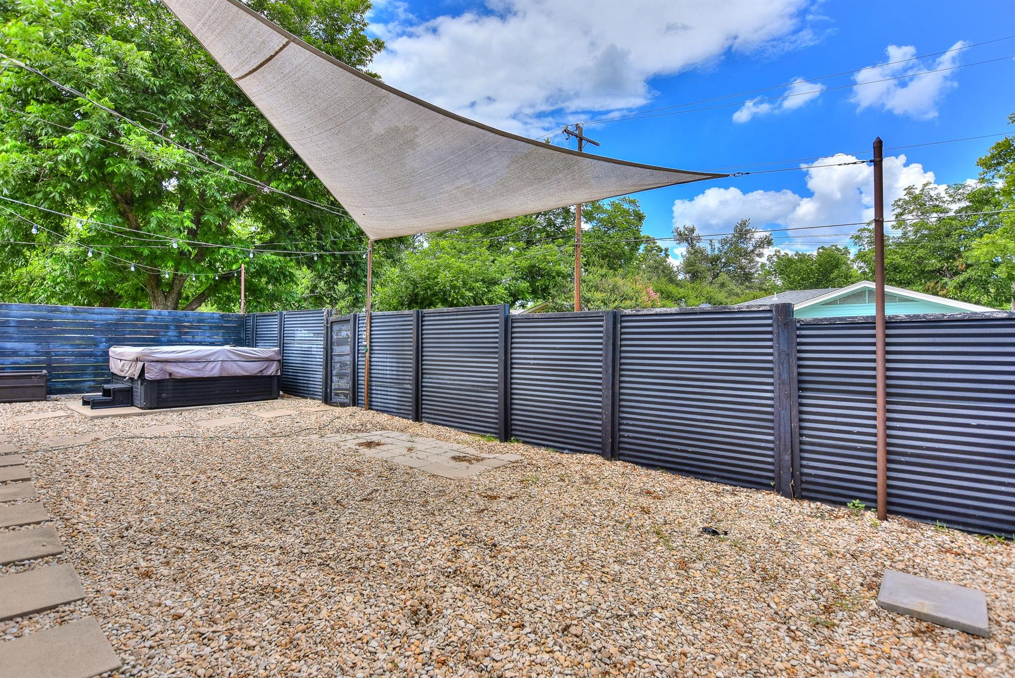 1407 E 19th St, Georgetown, TX 78626