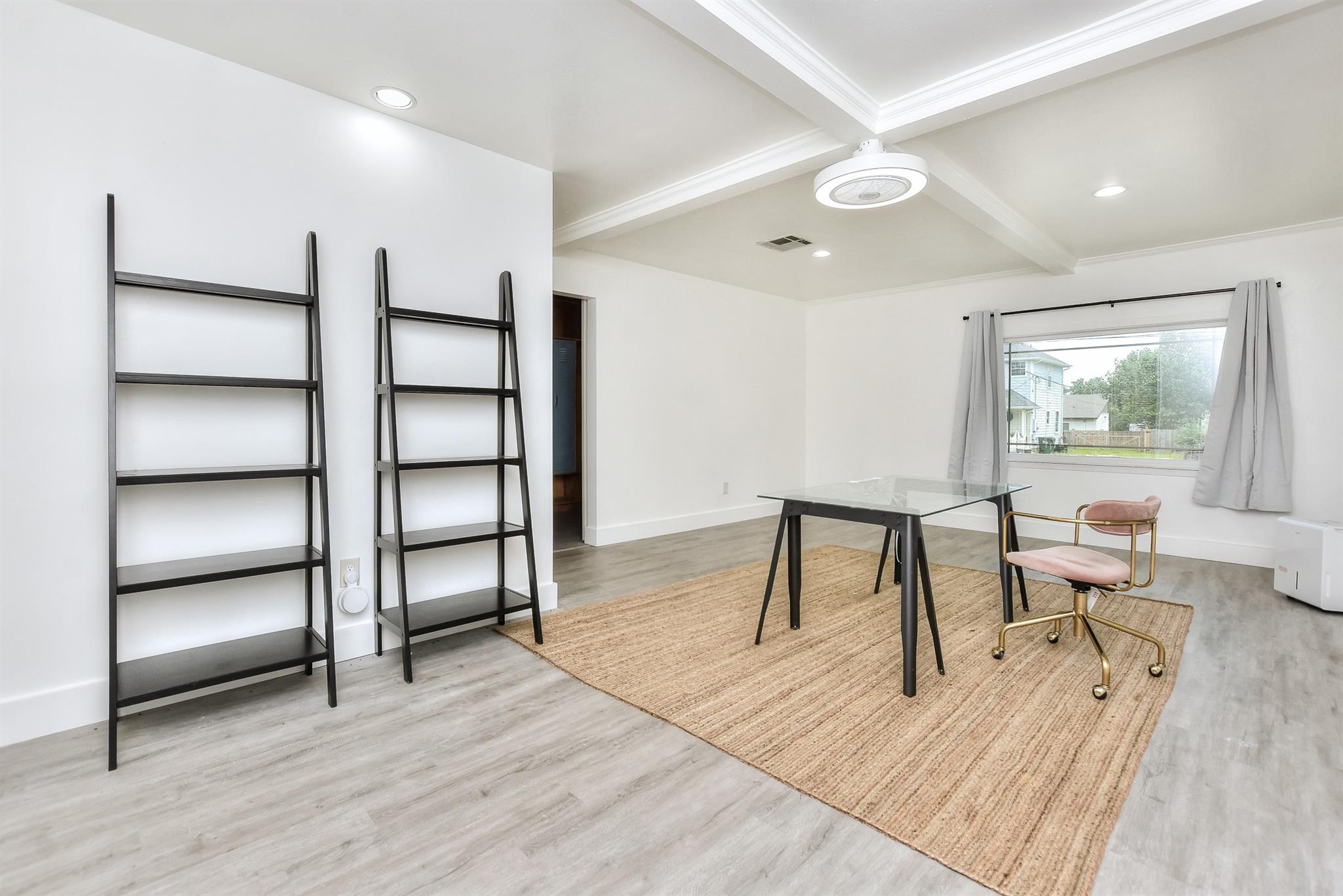 1407 E 19th St, Georgetown, TX 78626