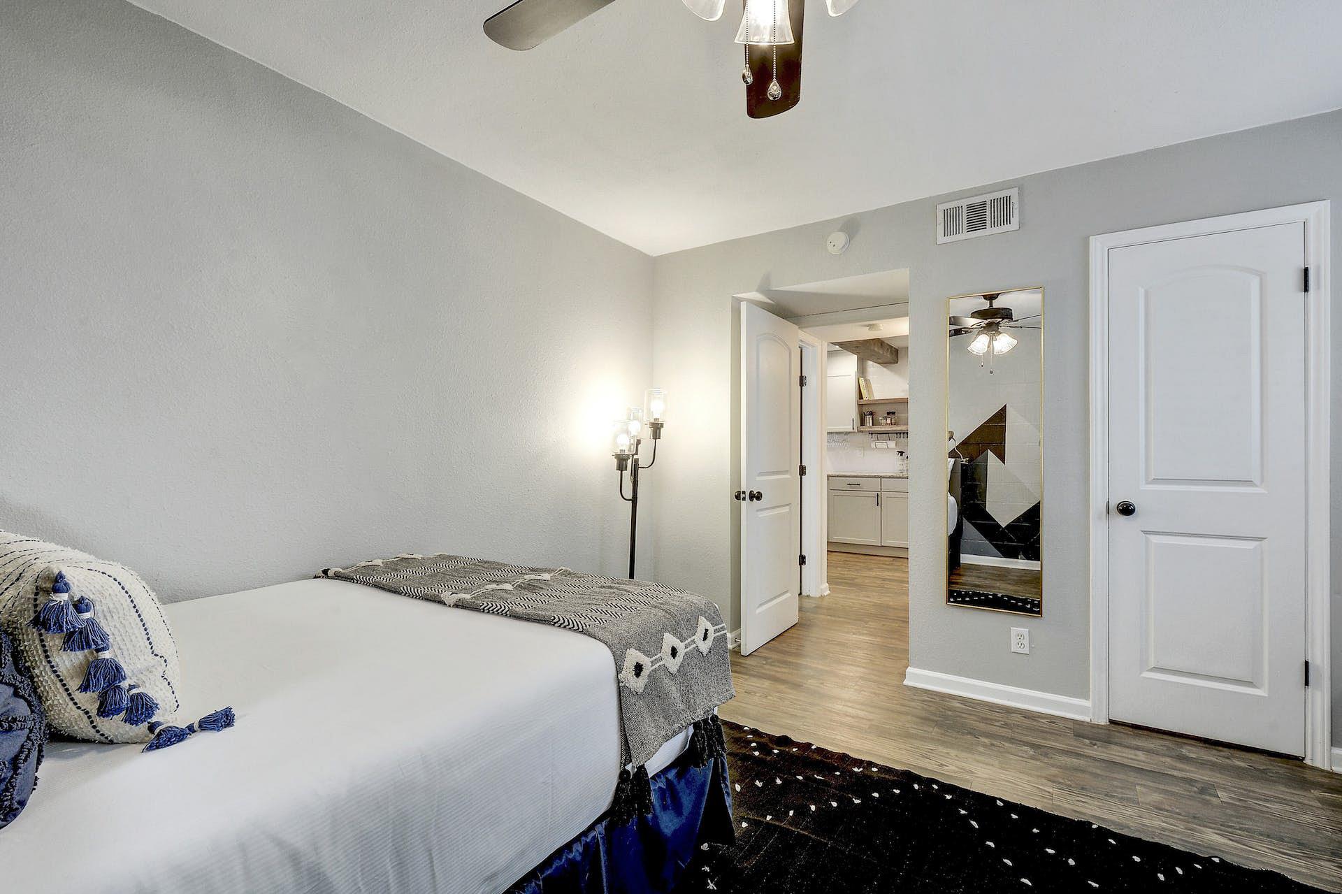 1202 Newning Ave # 202, Austin, TX 78704