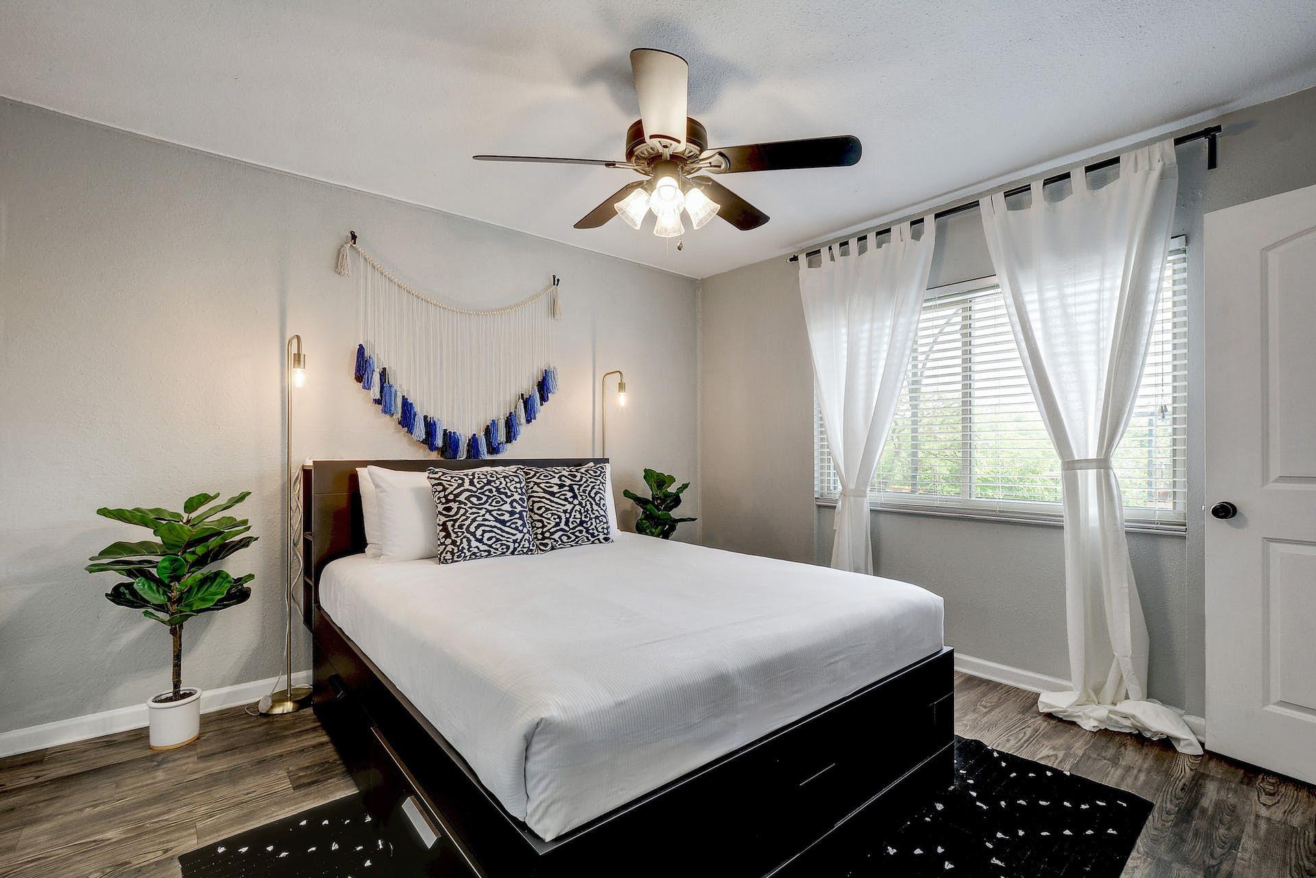 1202 Newning Ave # 202, Austin, TX 78704