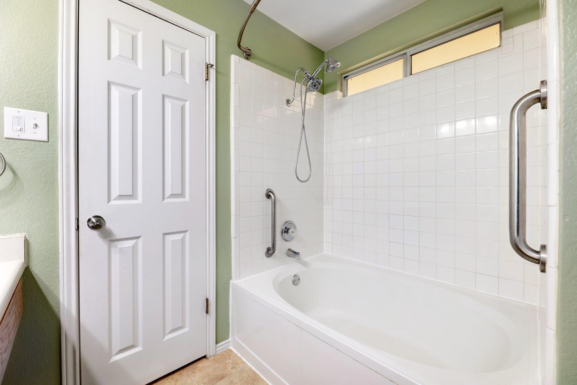 301 Nicole Way, Bastrop, TX 78602