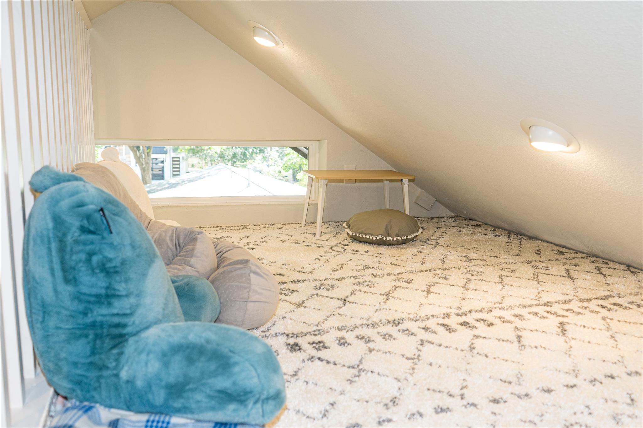 2714 E 3rd St # 2, Austin, TX 78702