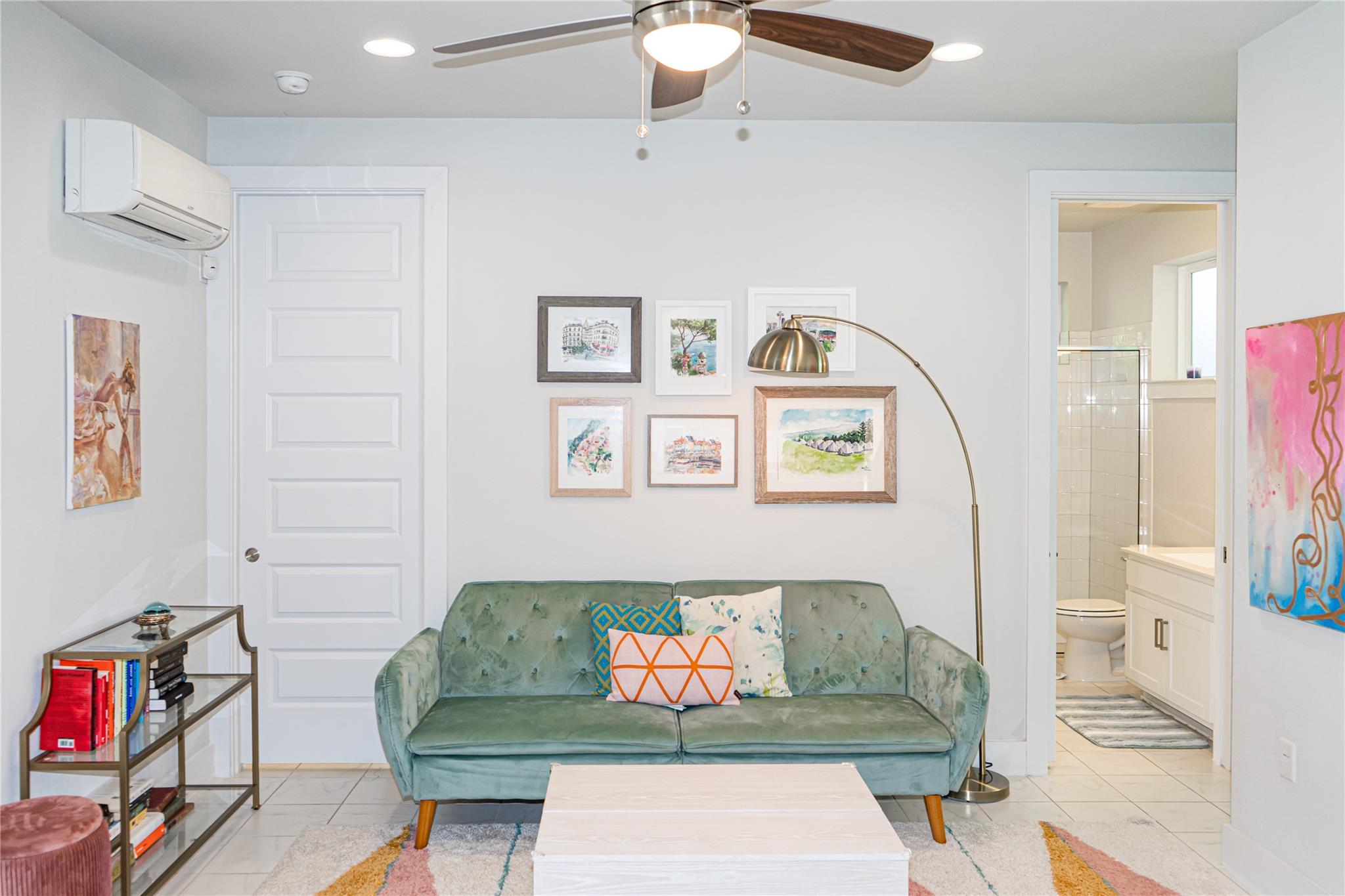 2714 E 3rd St # 2, Austin, TX 78702