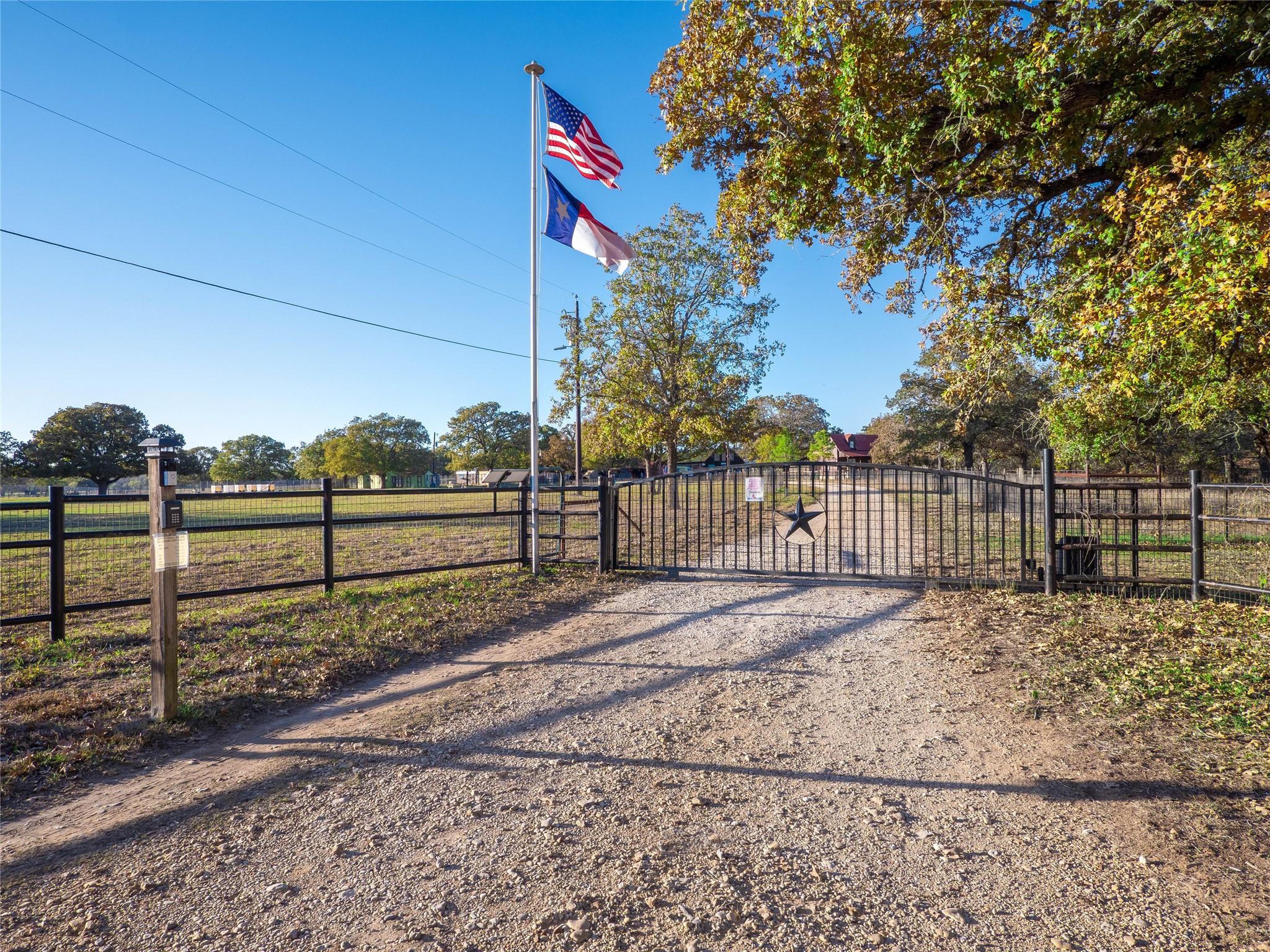 414 Walnut Creek Rd, Bastrop, TX 78602