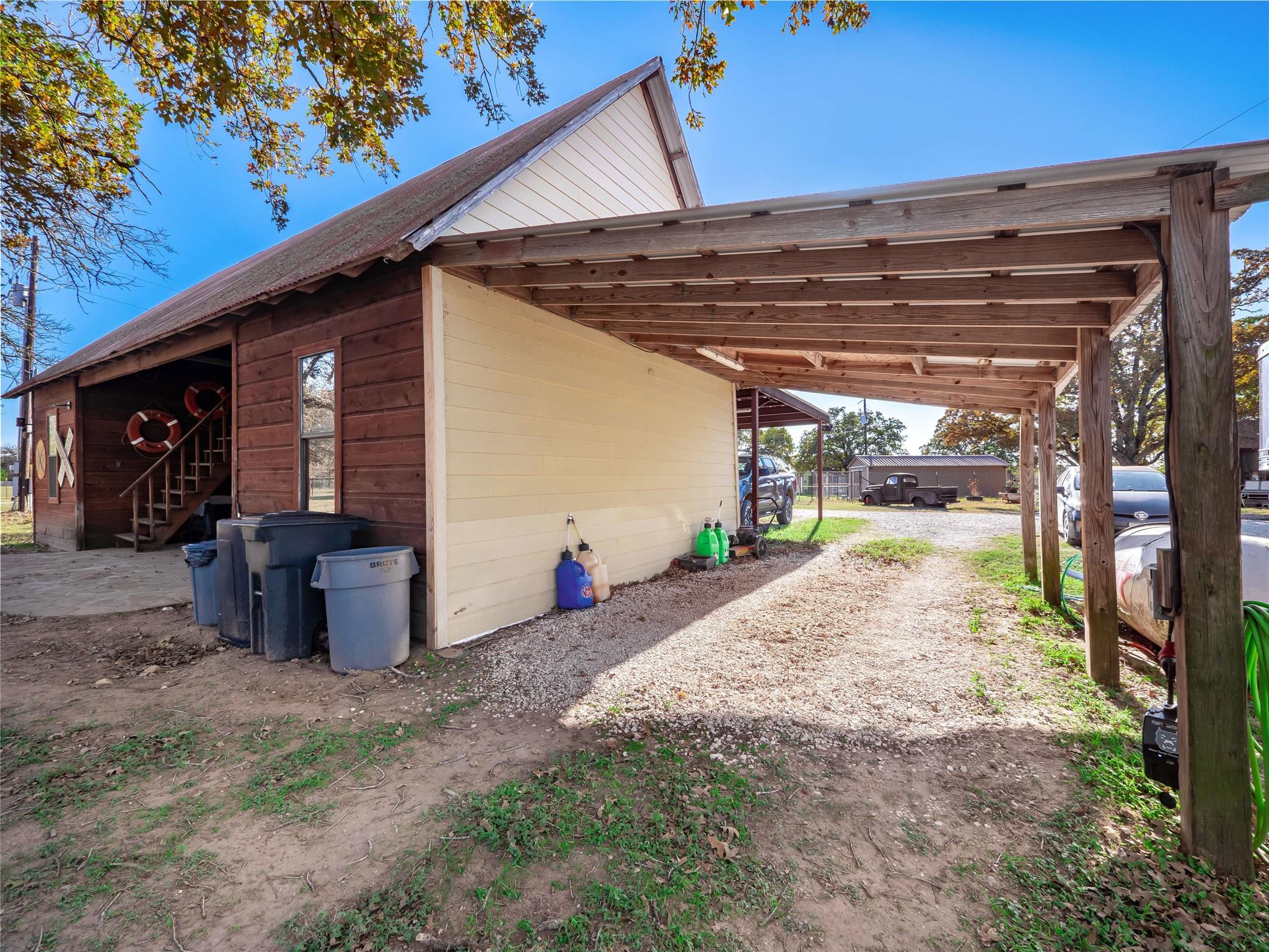 414 Walnut Creek Rd, Bastrop, TX 78602