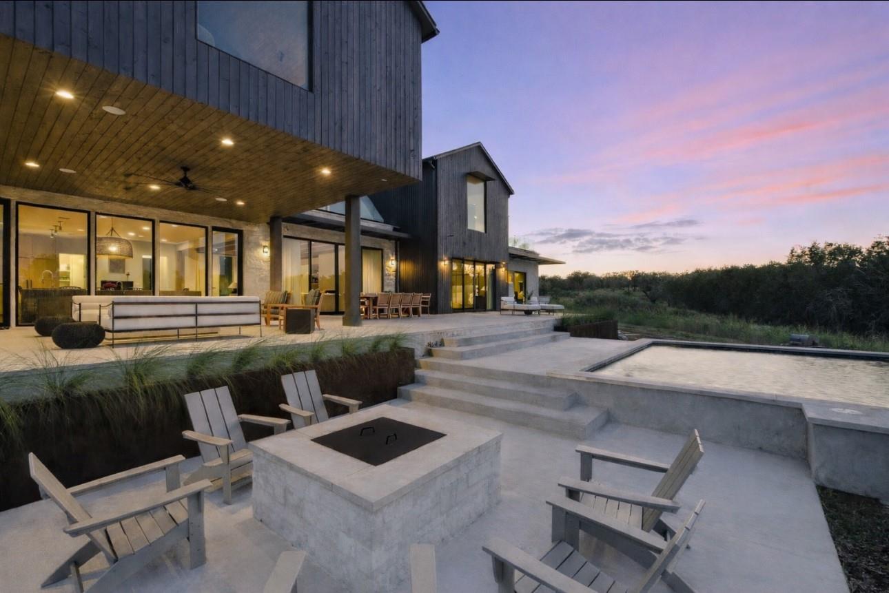 151 Creek Hollow Way, Spicewood, TX 78669