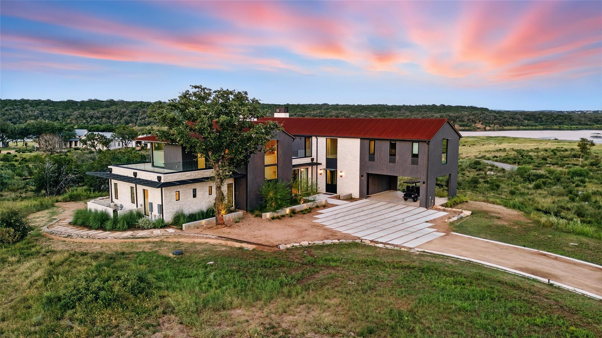 151 Creek Hollow Way, Spicewood, TX 78669