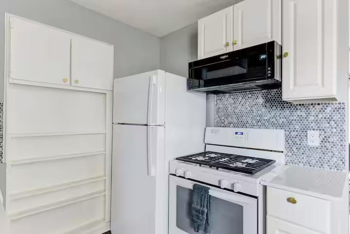 2005 Cheshire Dr # B, Austin, TX 78723