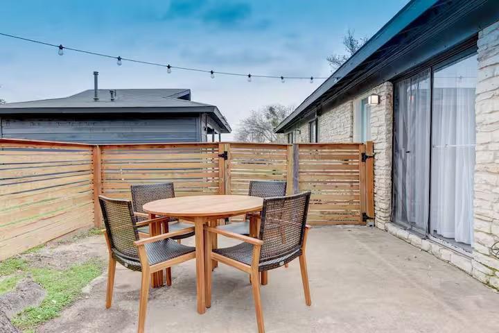 2005 Cheshire Dr # B, Austin, TX 78723