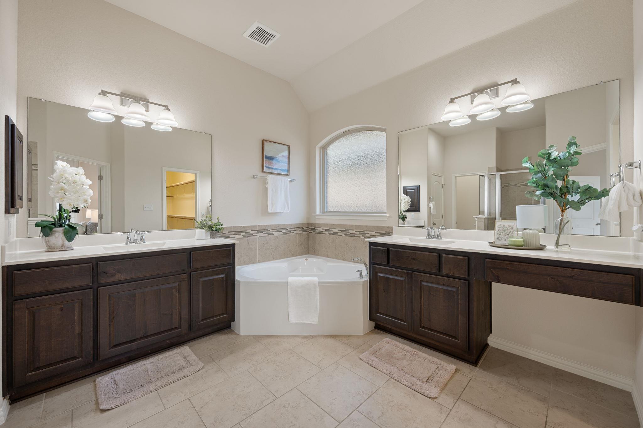 140 Fannin Battleground Ln, Georgetown, TX 78628