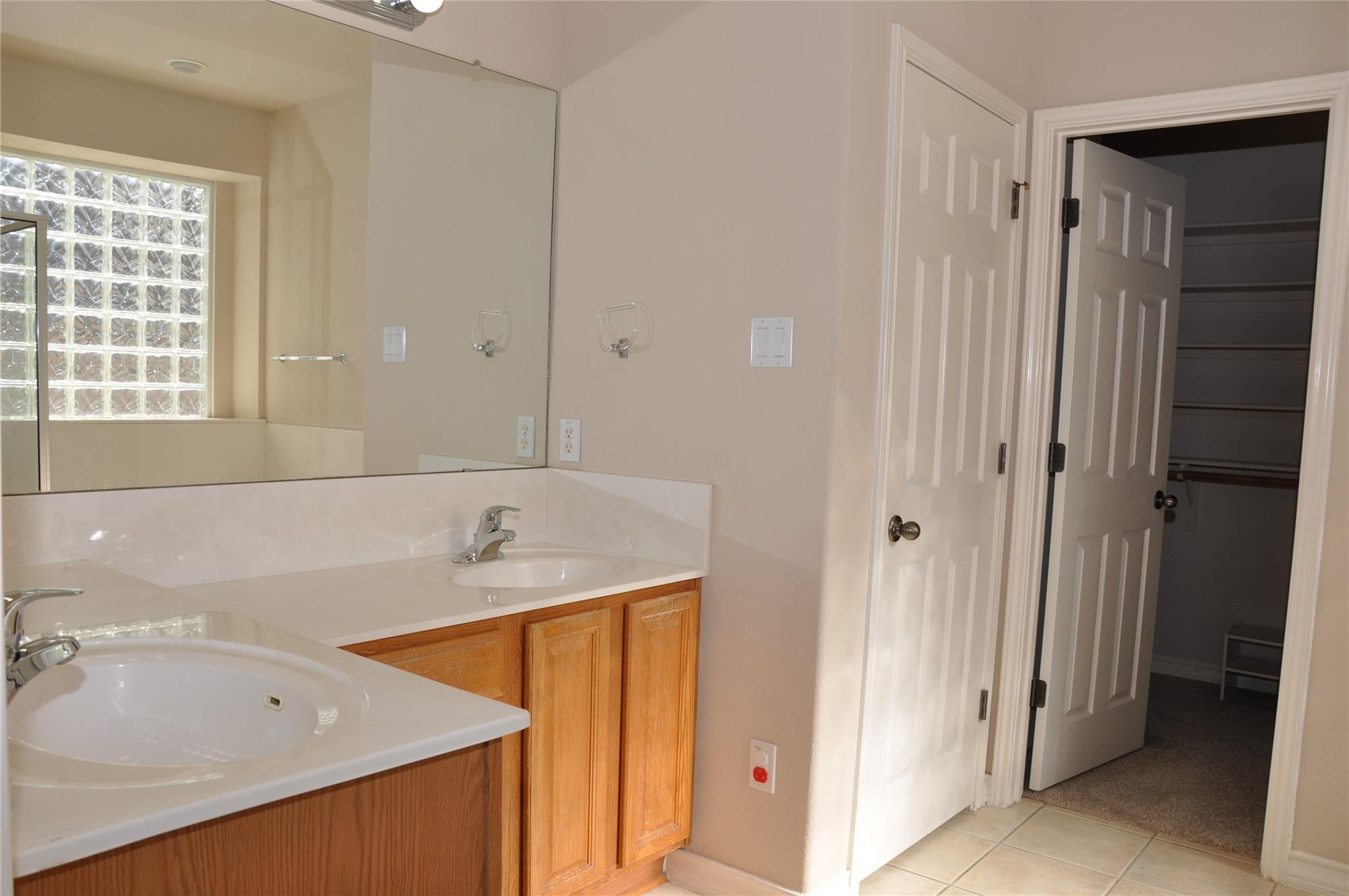 16616 Dalmahoy Dr, Austin, TX 78717