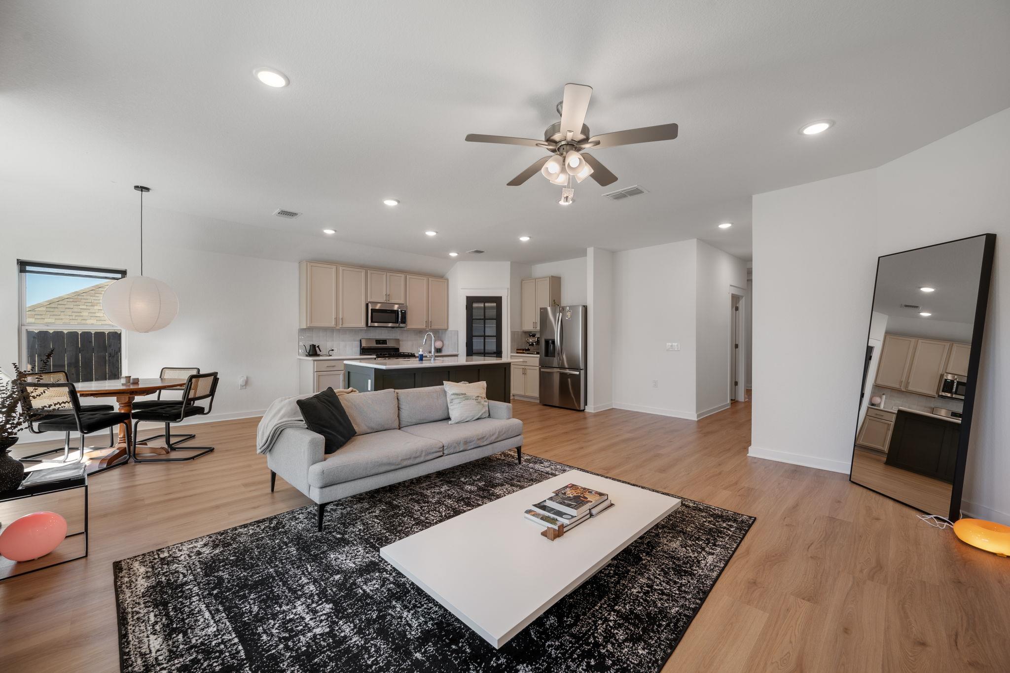 15607 Poppy Petal Dr, Del Valle, TX 78617