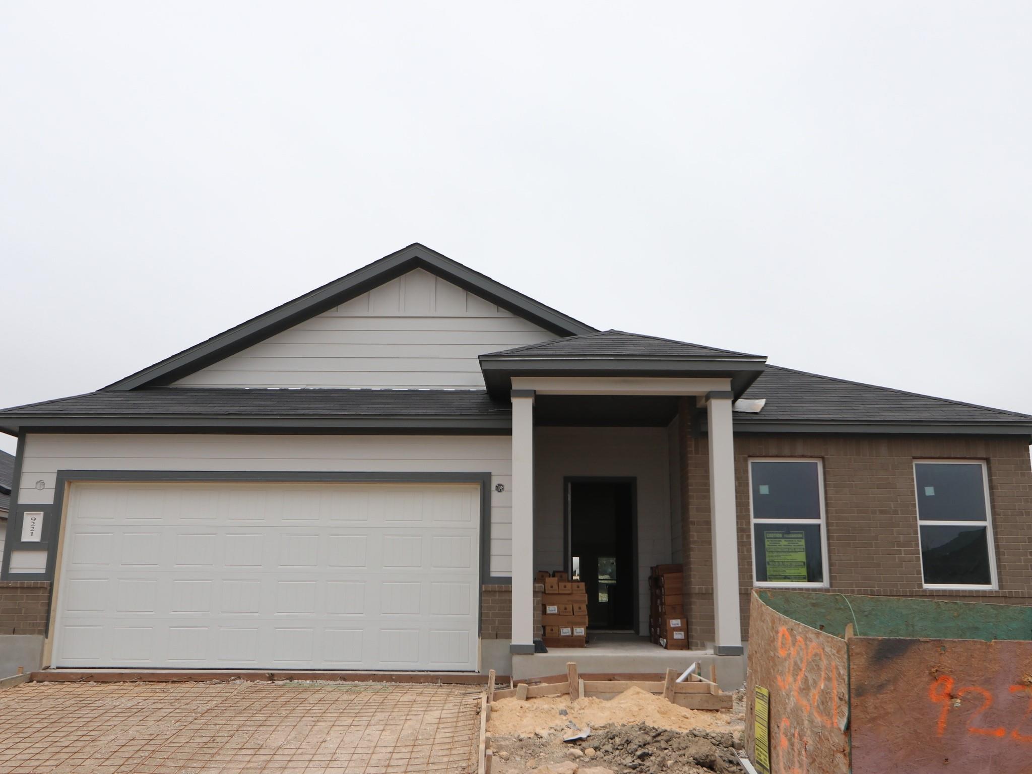 9221 Furman Dr, Austin, TX 78747