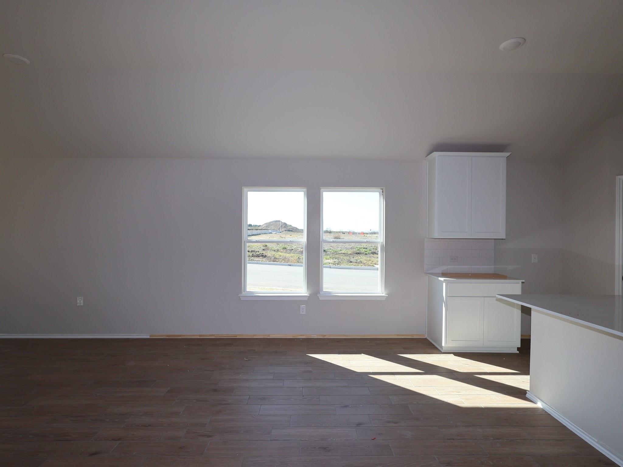 9221 Furman Dr, Austin, TX 78747