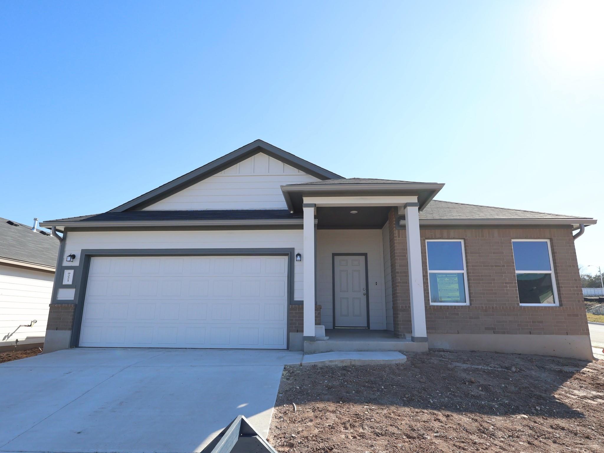 9221 Furman Dr, Austin, TX 78747