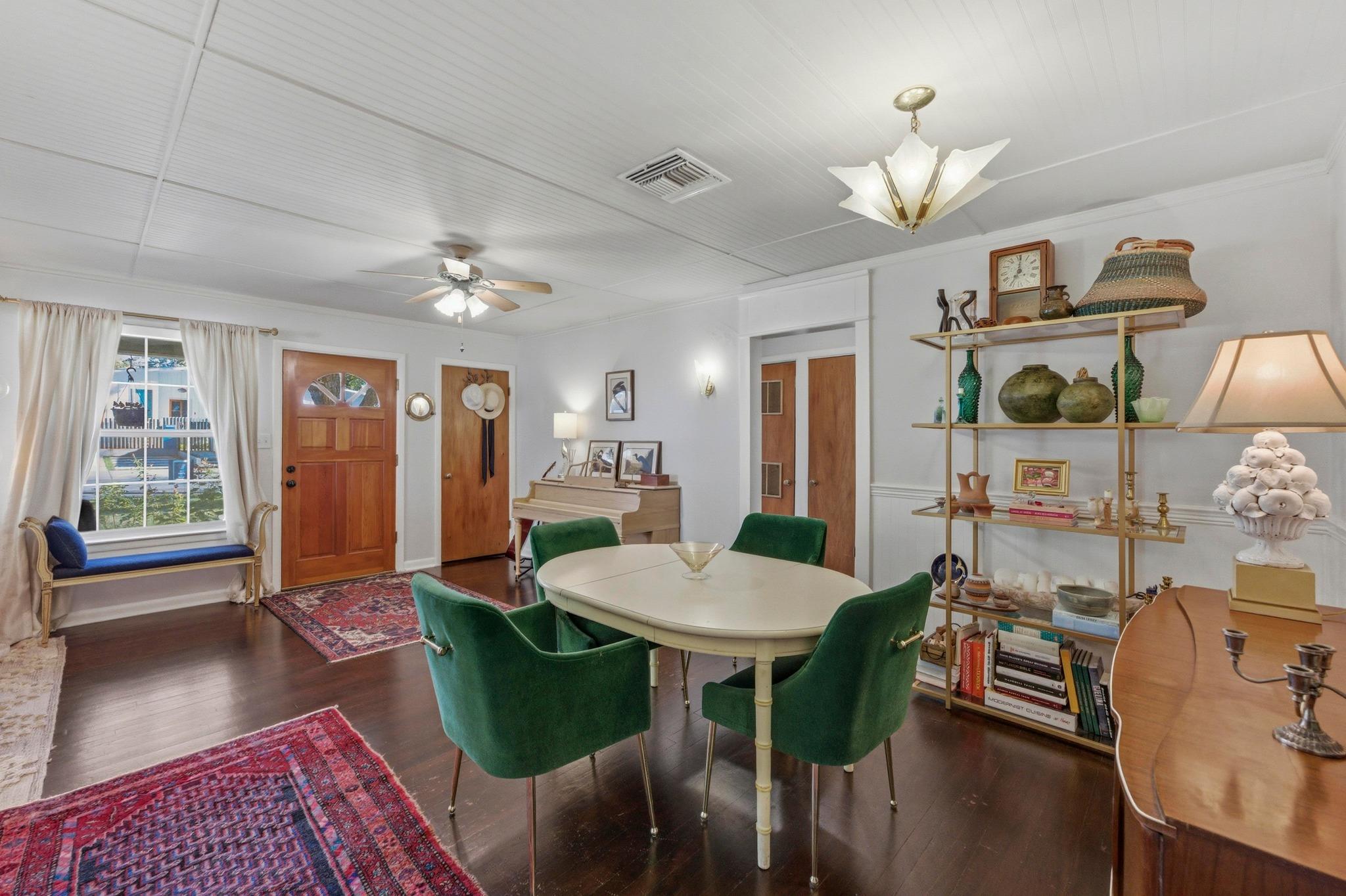 1101 Arcadia Ave, Austin, TX 78757