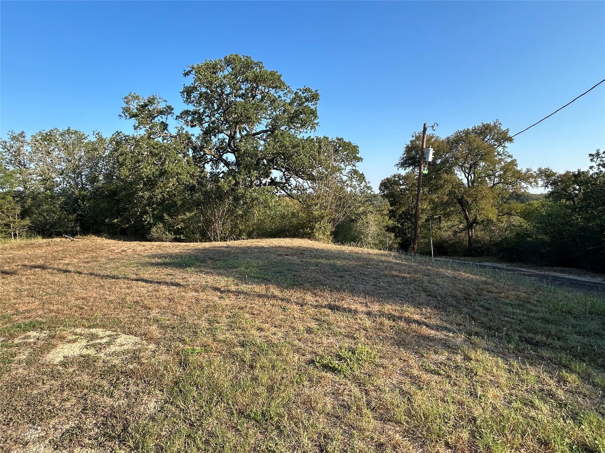 147 Shoreside Dr, Bastrop, TX 78602