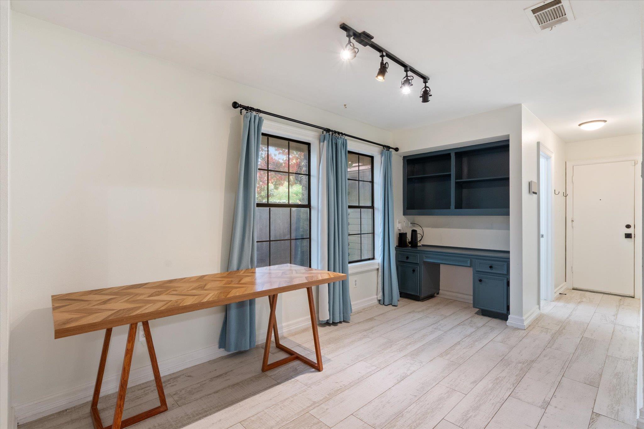 109 White Sands Dr, Lakeway, TX 78734