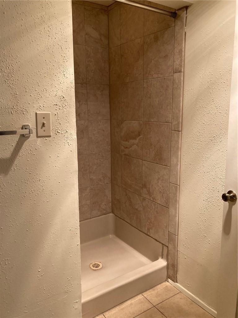 806 W 24th St # 218, Austin, TX 78705