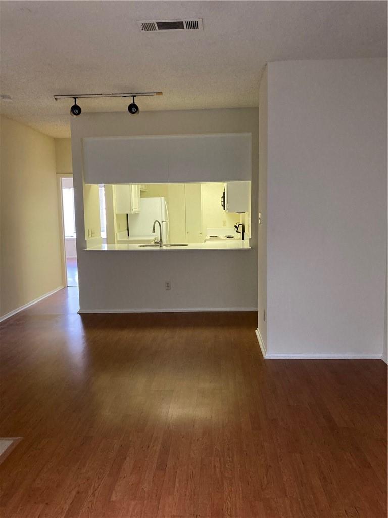 806 W 24th St # 218, Austin, TX 78705