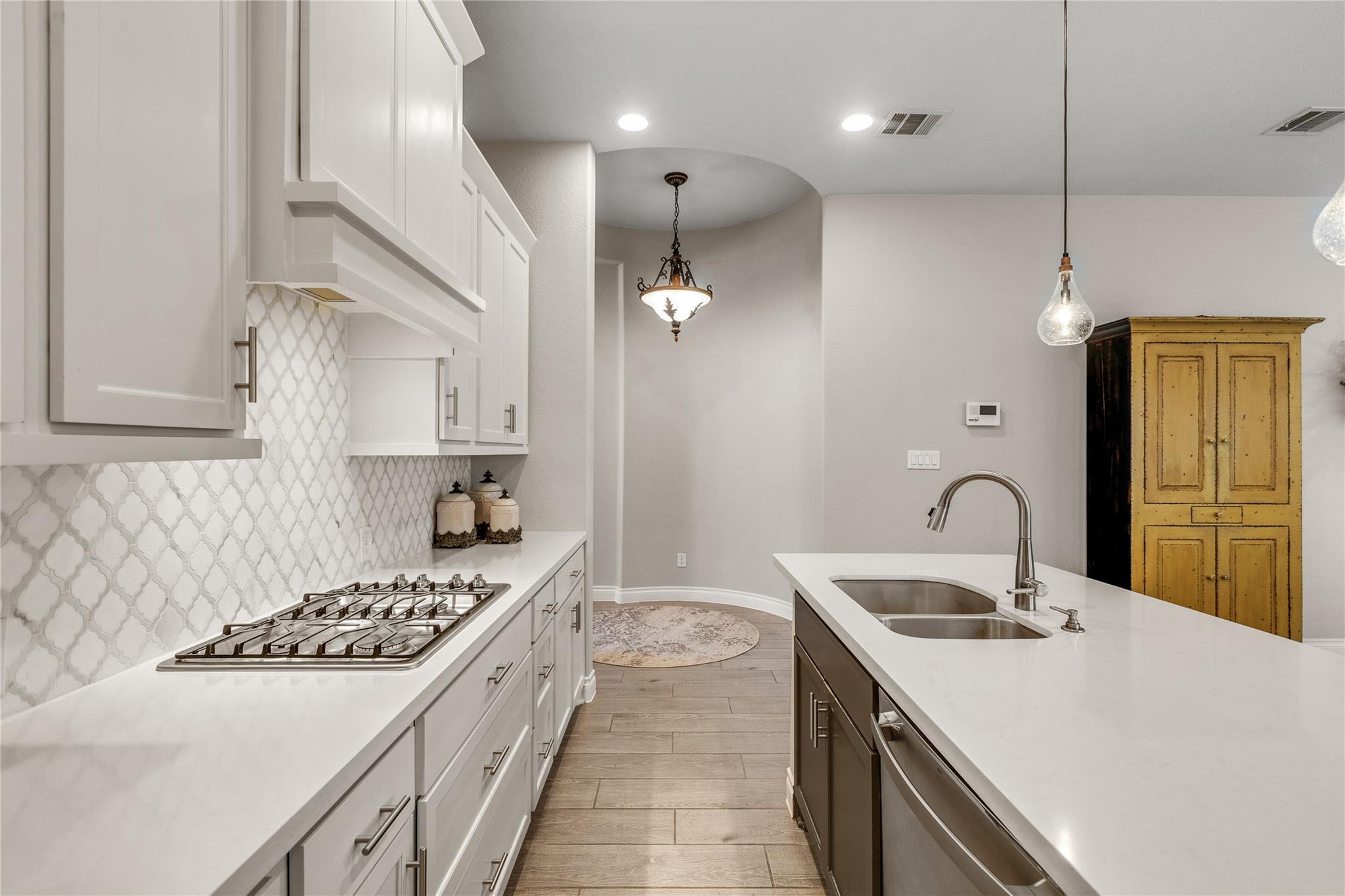 220 Freeman Loop, Liberty Hill, TX 78642