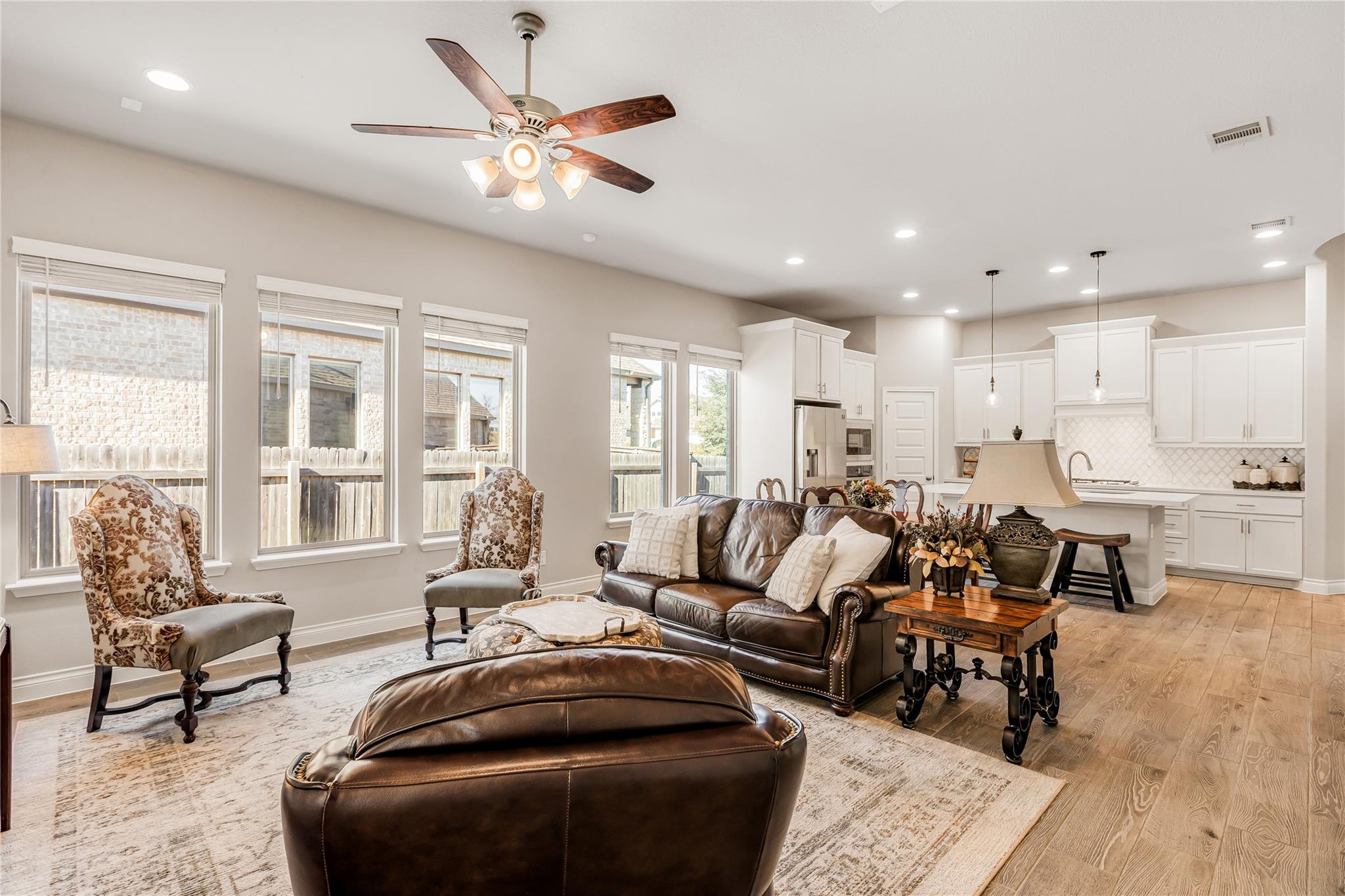 220 Freeman Loop, Liberty Hill, TX 78642