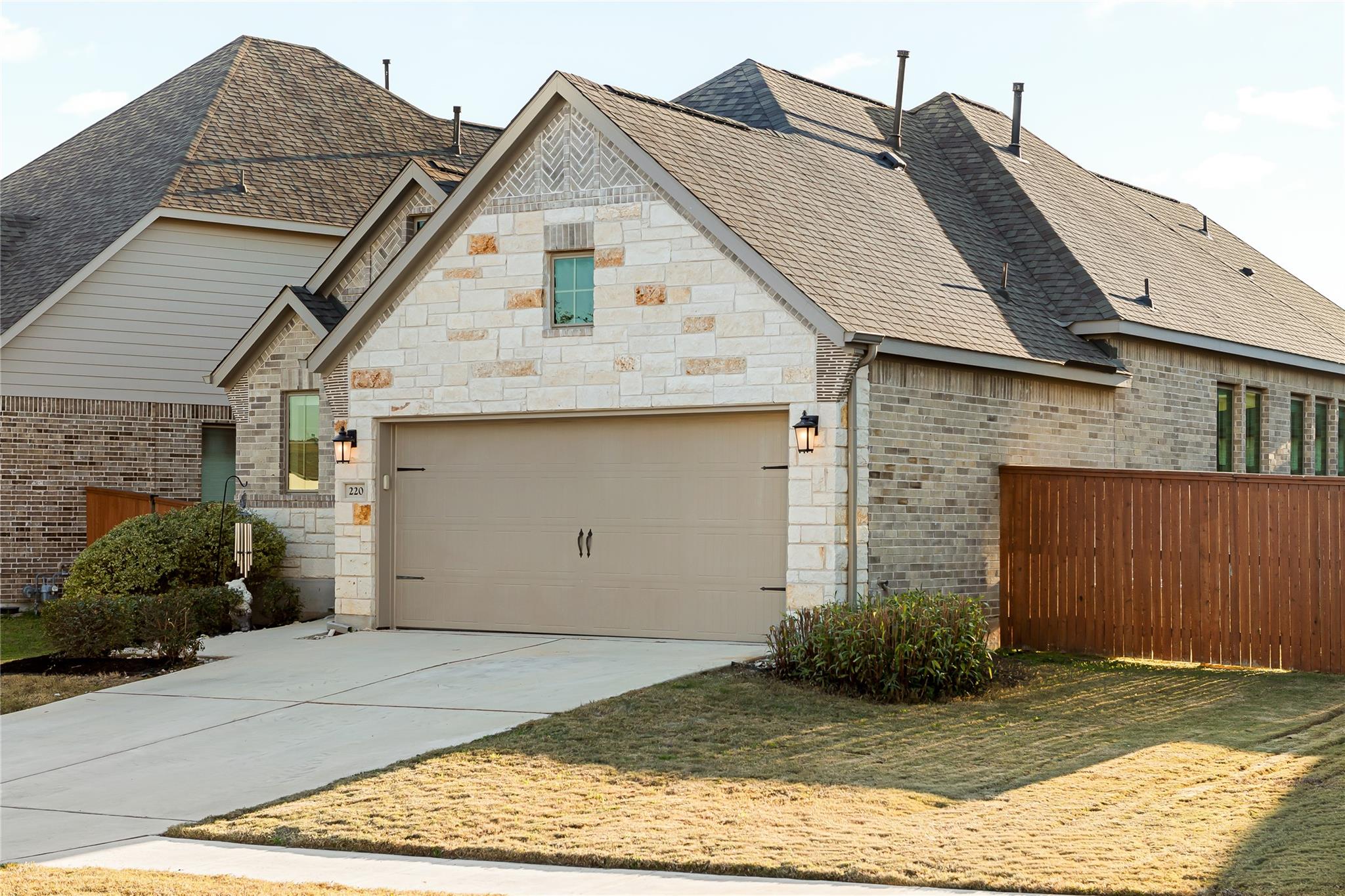 220 Freeman Loop, Liberty Hill, TX 78642