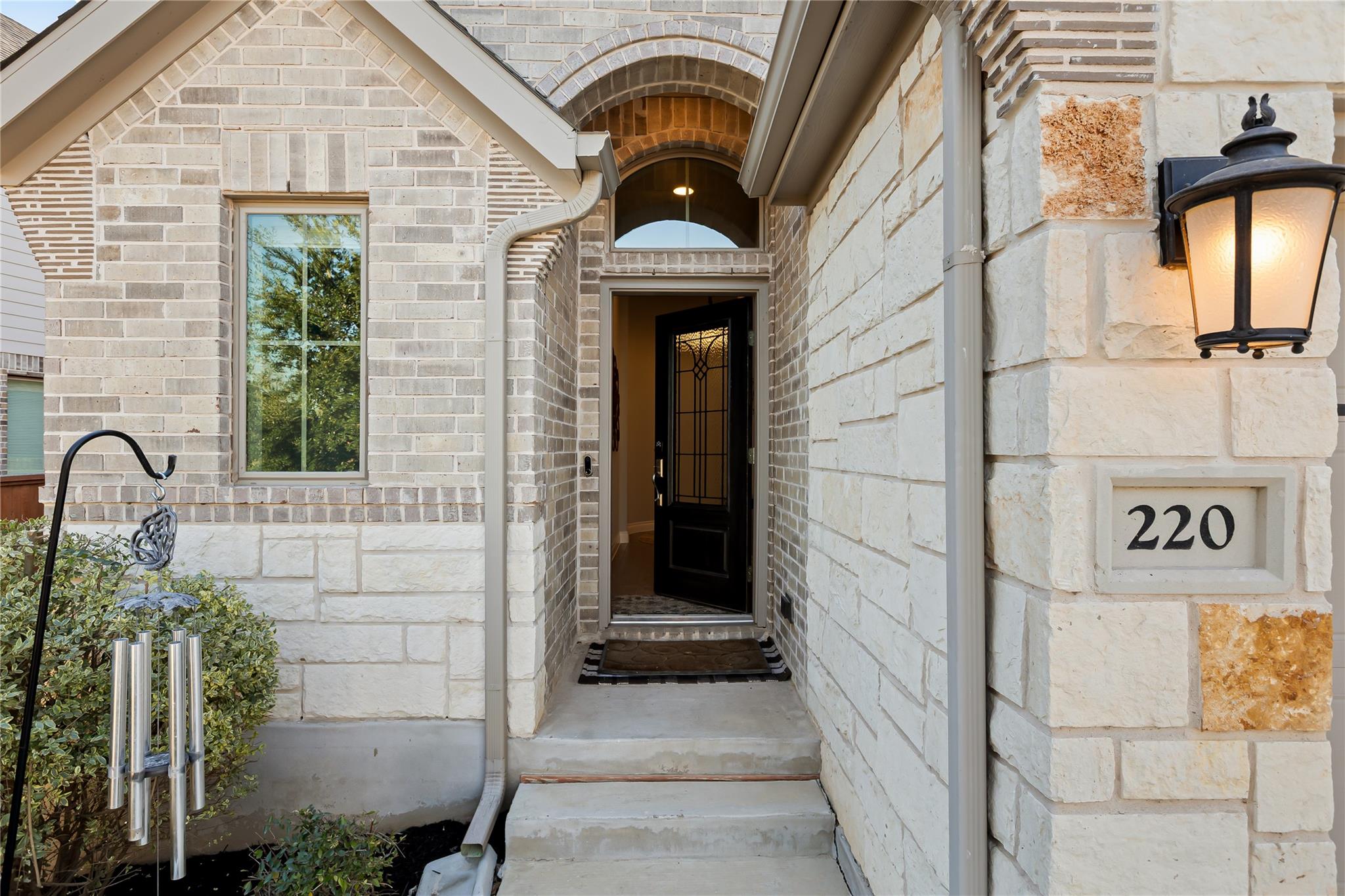 220 Freeman Loop, Liberty Hill, TX 78642