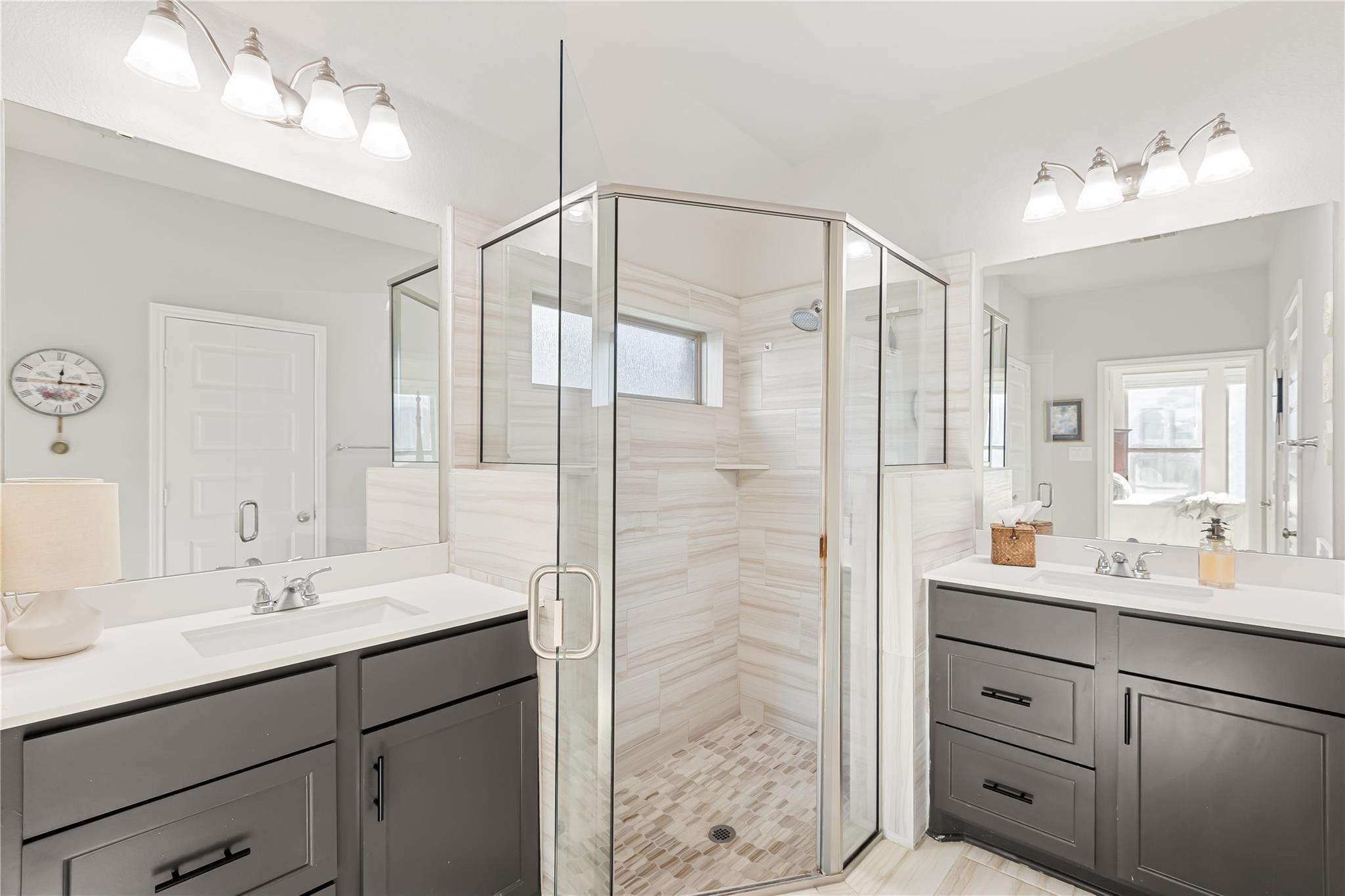 220 Freeman Loop, Liberty Hill, TX 78642