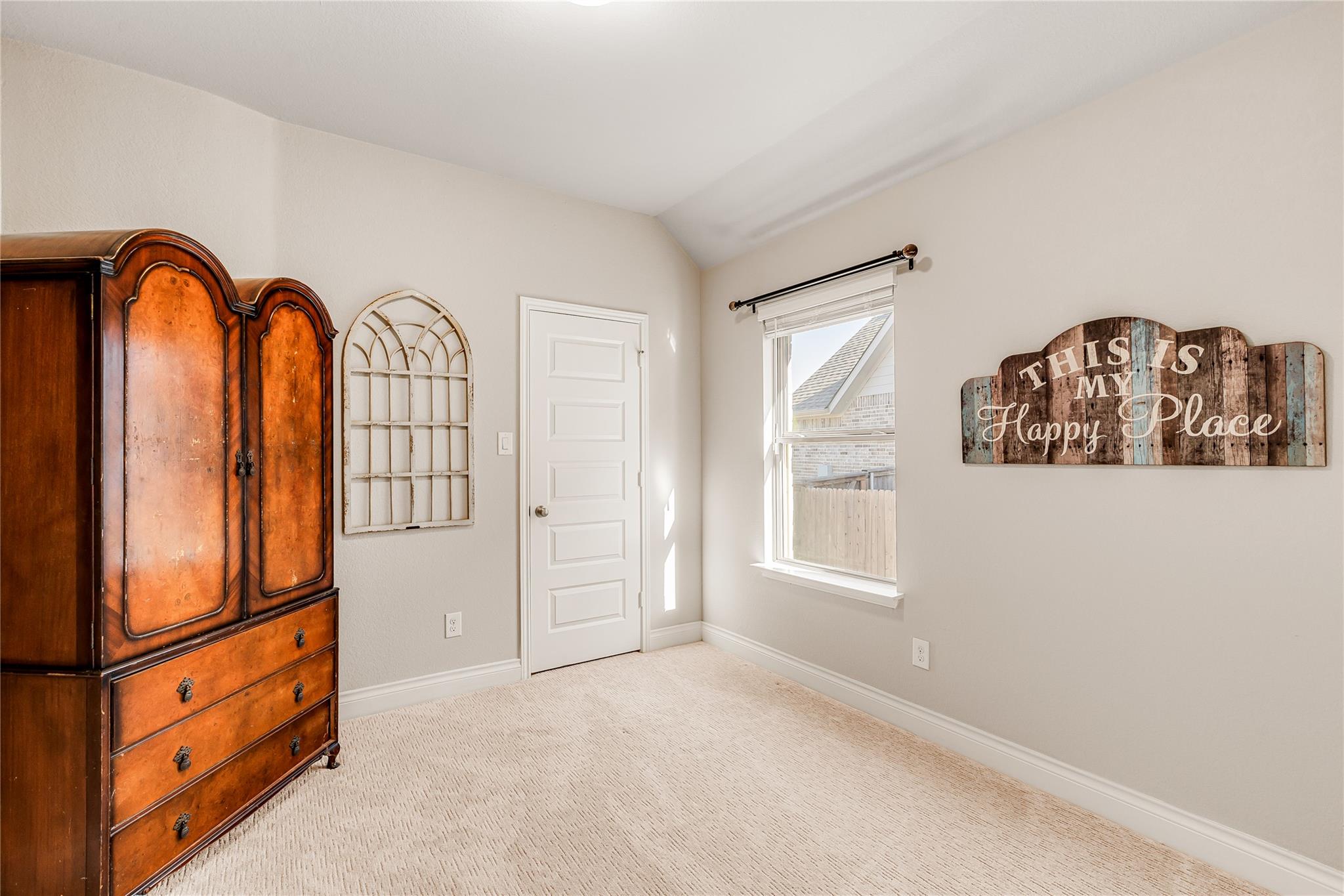 220 Freeman Loop, Liberty Hill, TX 78642