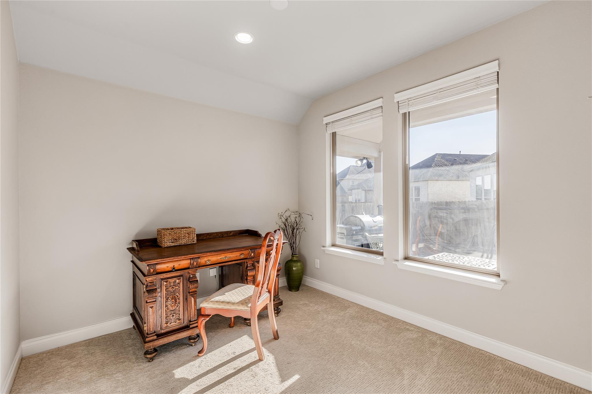 220 Freeman Loop, Liberty Hill, TX 78642