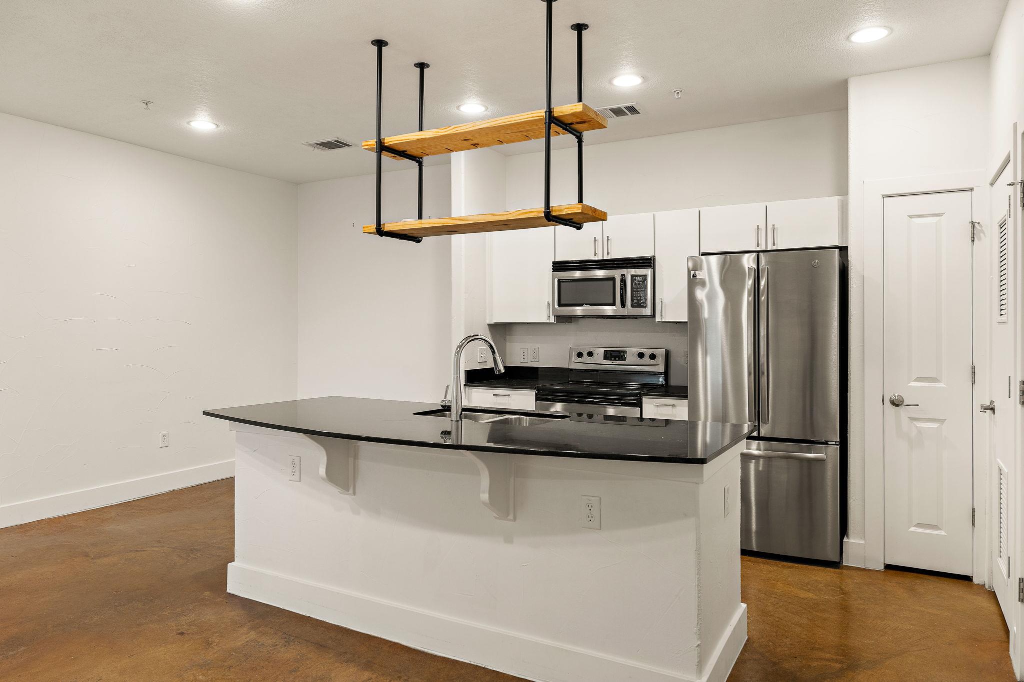 1807 Poquito St # 41, Austin, TX 78702