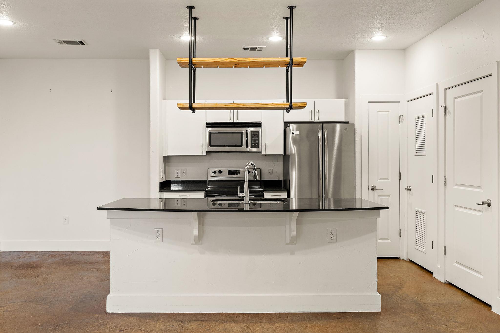 1807 Poquito St # 41, Austin, TX 78702