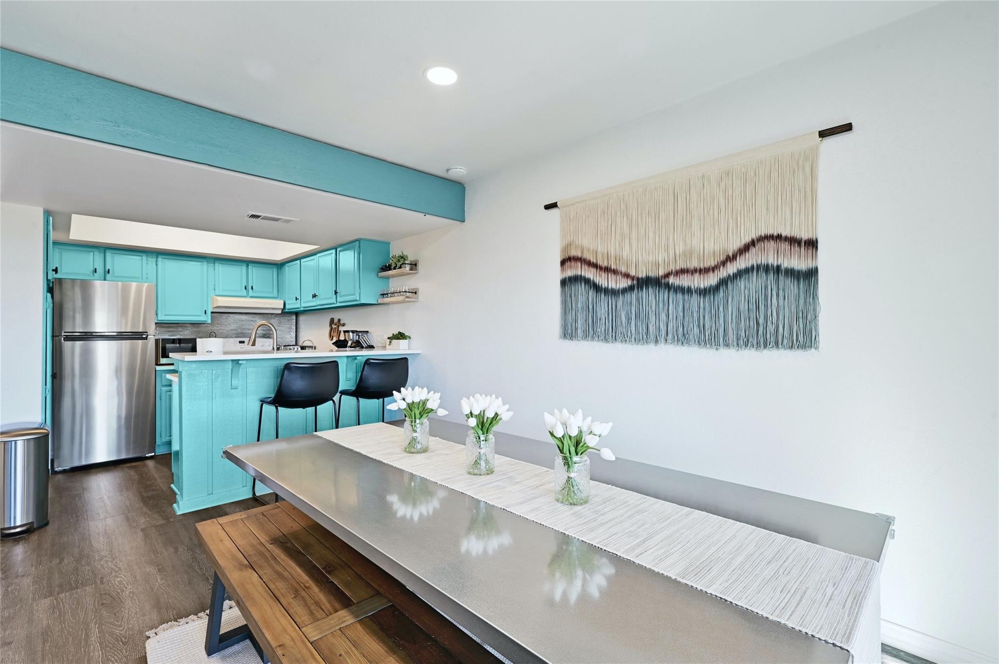 115 Comanche Pt, Point Venture, TX 78645