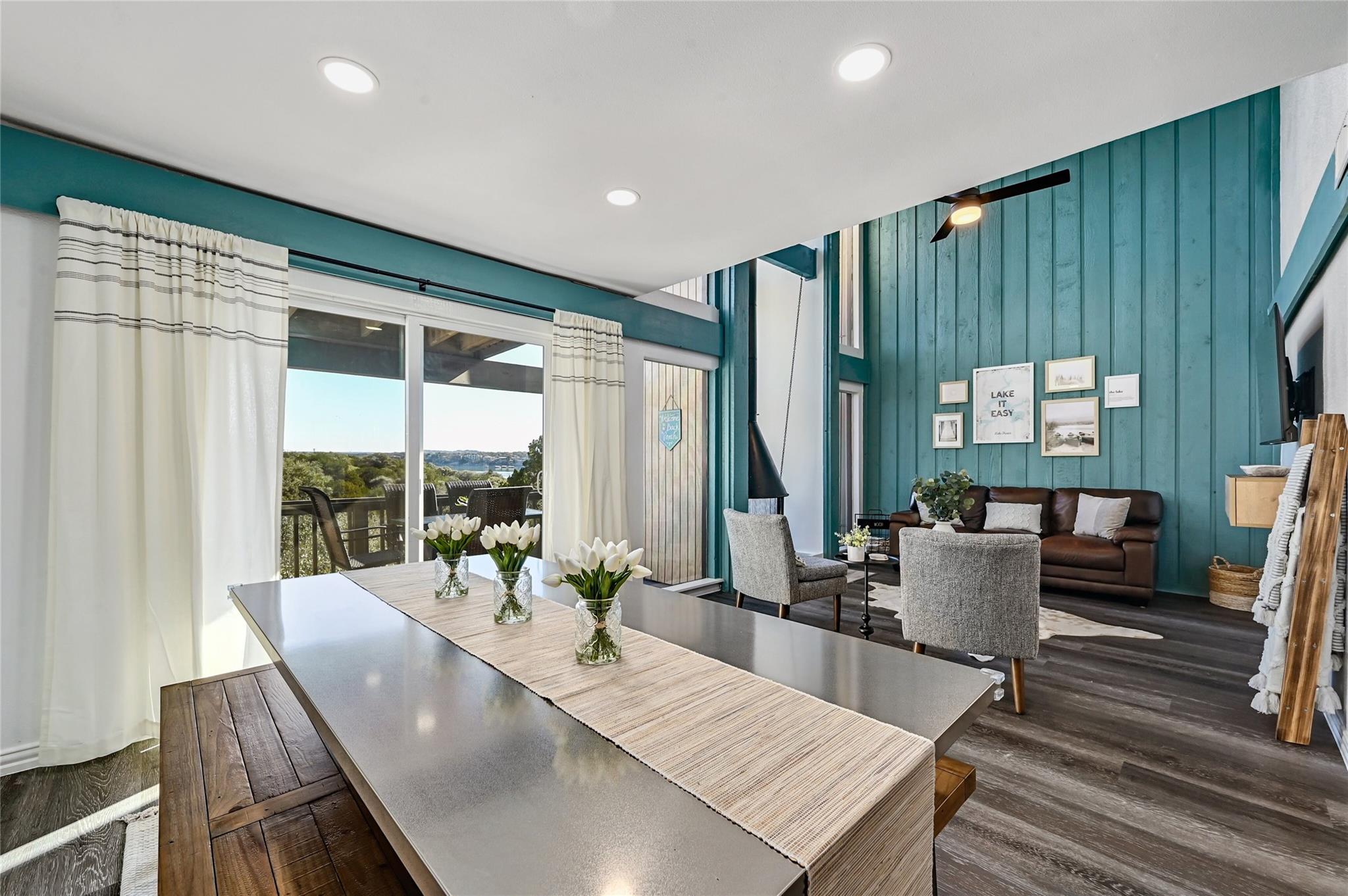 115 Comanche Pt, Point Venture, TX 78645