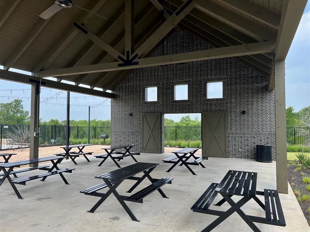 17719 DOCKERY Dr, Elgin, TX 78621