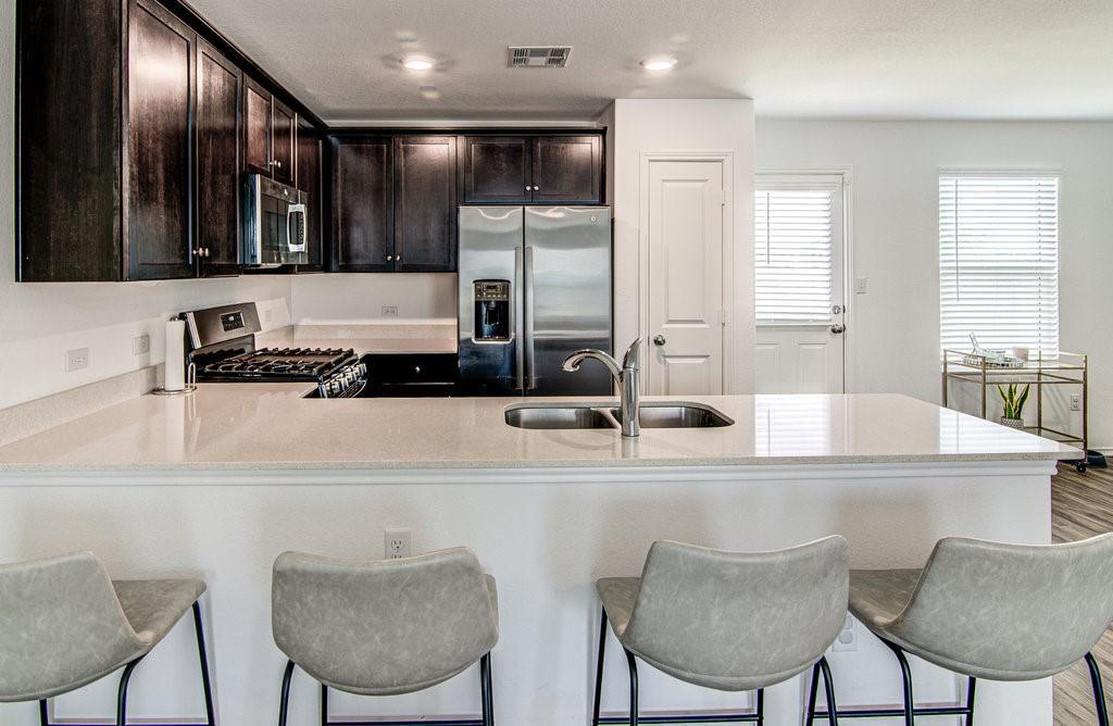 17719 DOCKERY Dr, Elgin, TX 78621