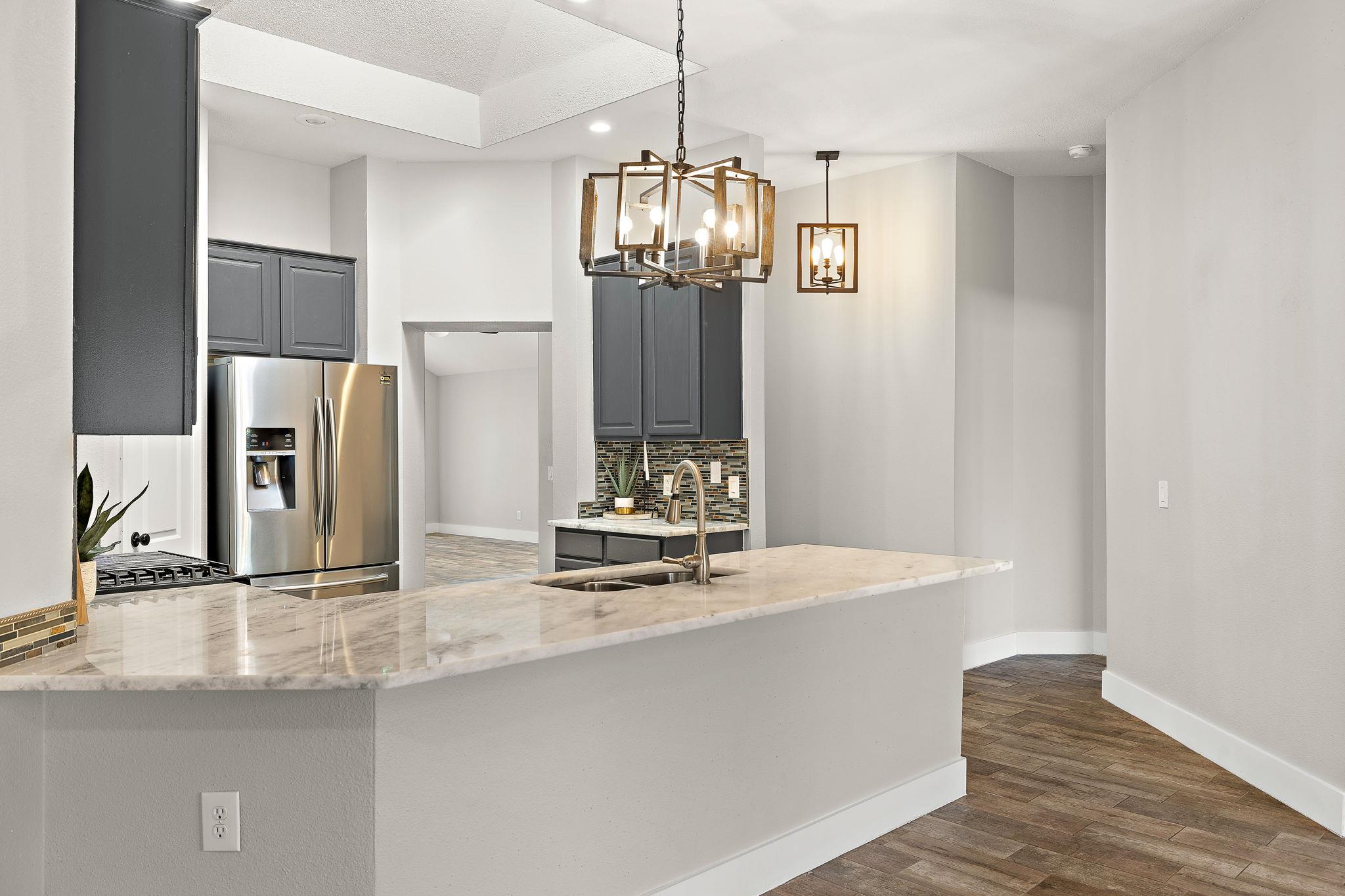 8110 Nairn Dr, Austin, TX 78749