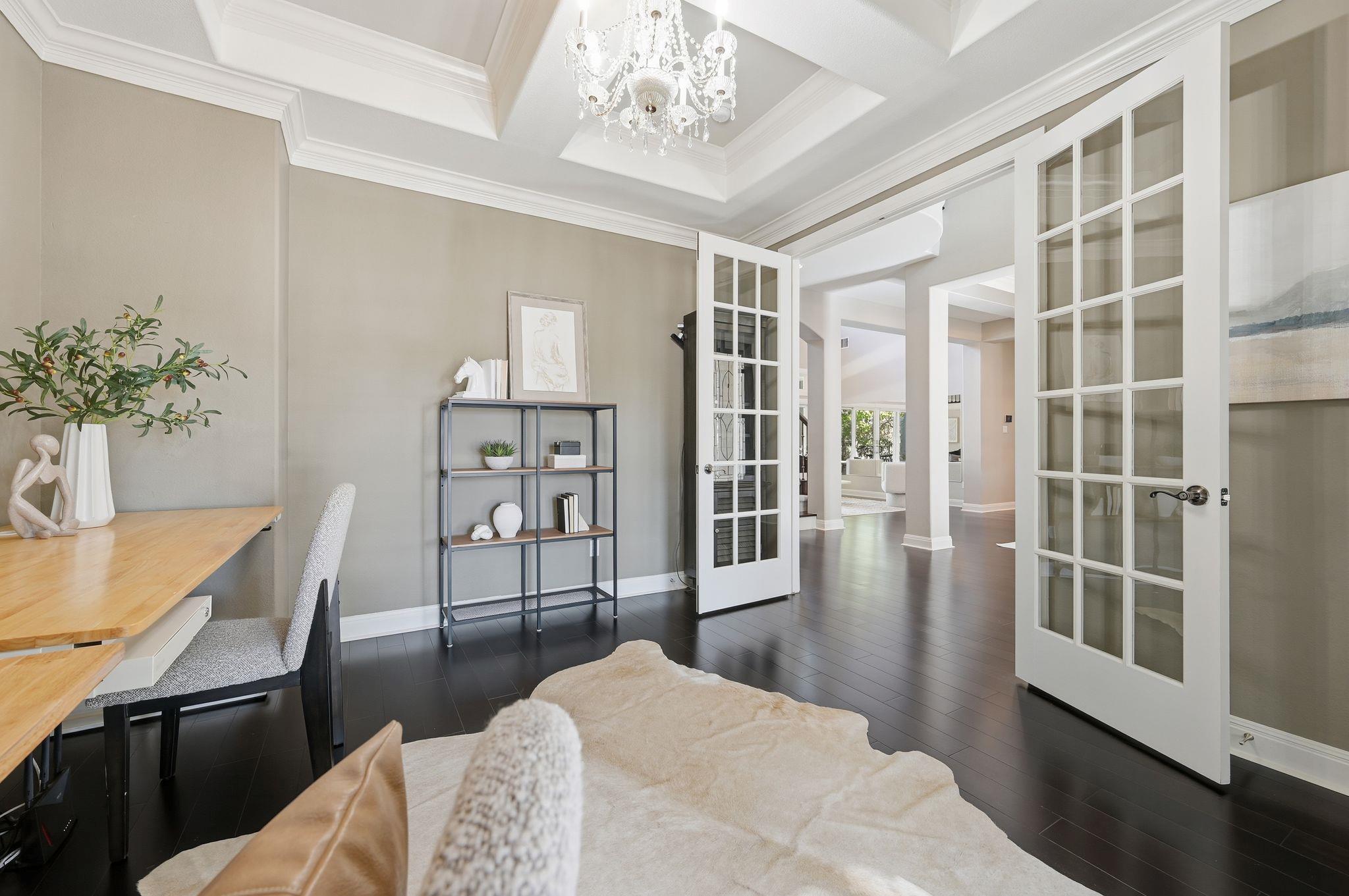 9808 Tree Bend Cv, Austin, TX 78750