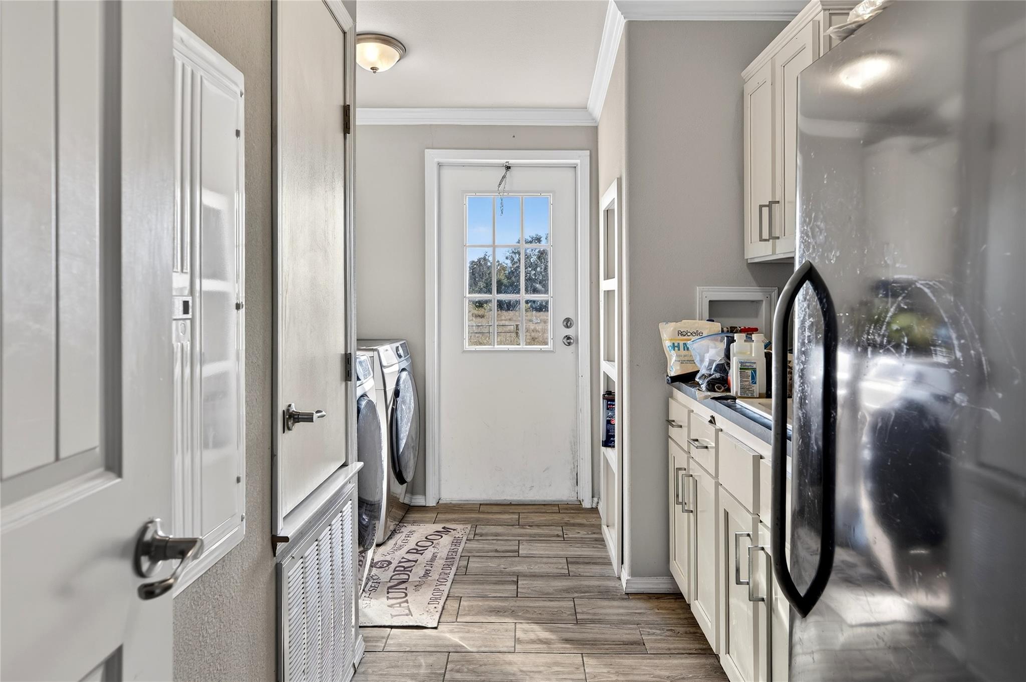 7600 Race Track Rd, La Grange, TX 78945