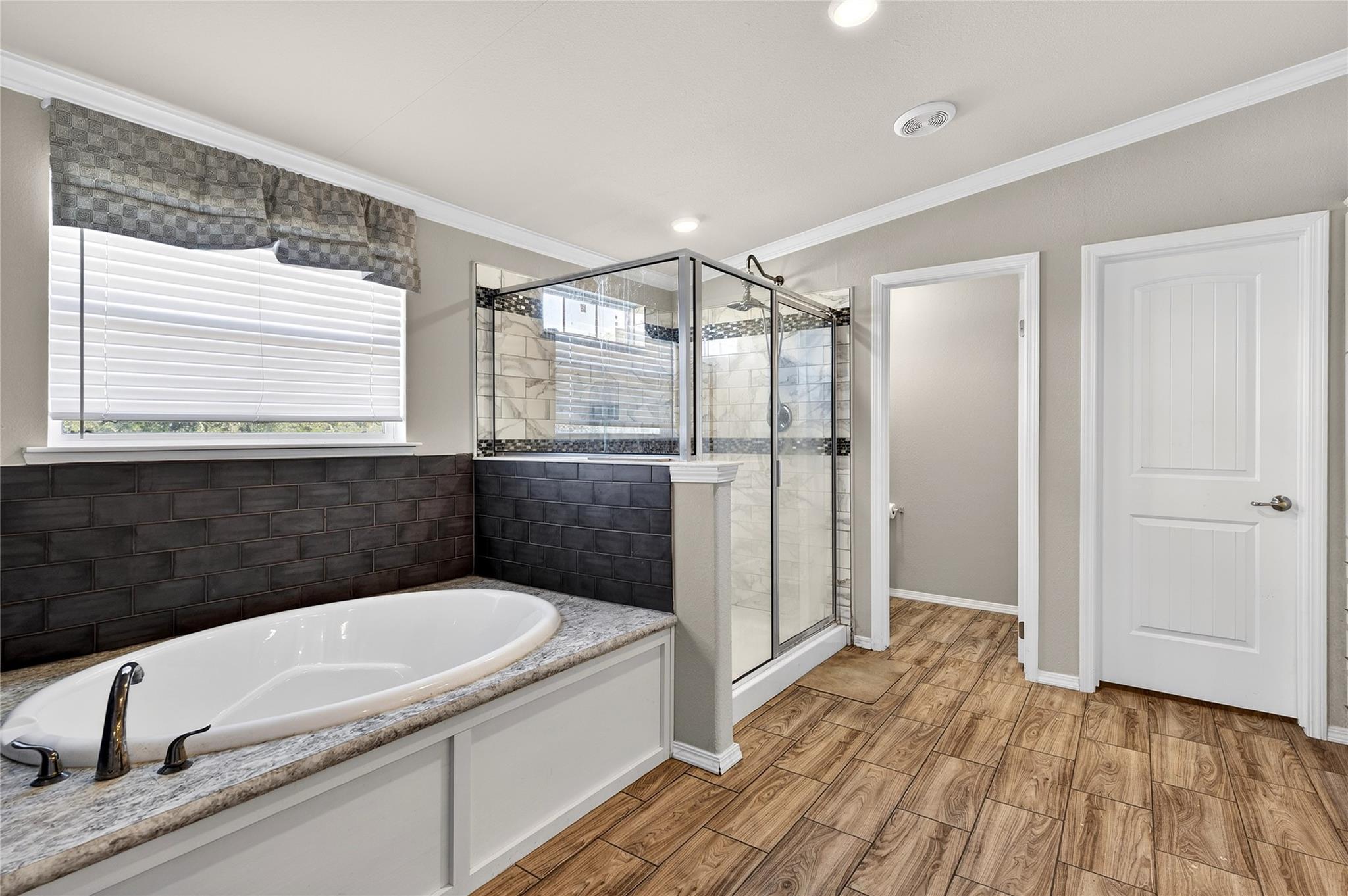 7600 Race Track Rd, La Grange, TX 78945