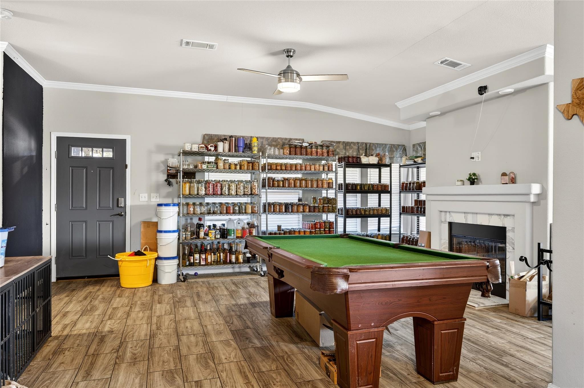 7600 Race Track Rd, La Grange, TX 78945