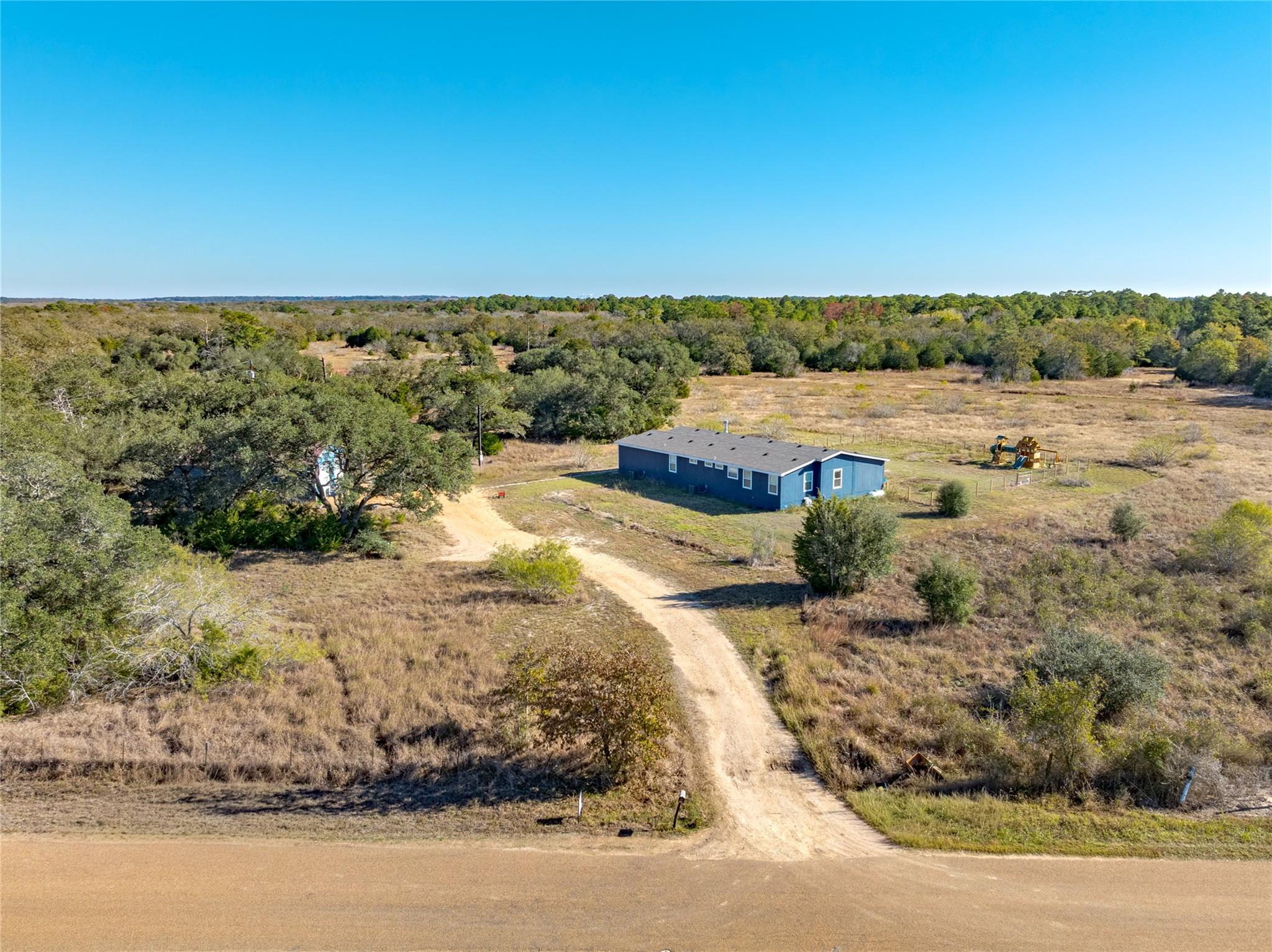 7600 Race Track Rd, La Grange, TX 78945