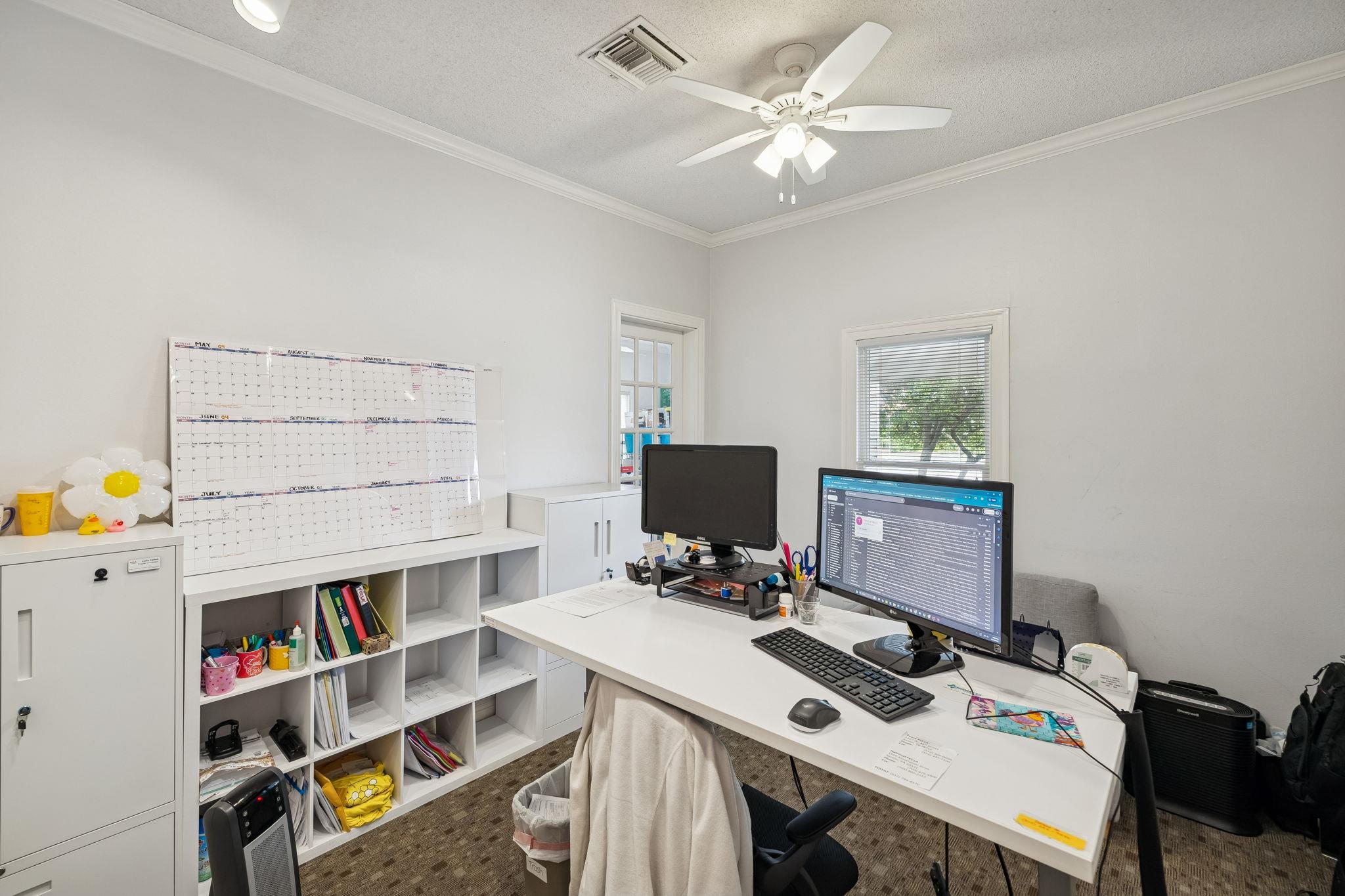 1107 W 45th St W, Austin, TX 78756