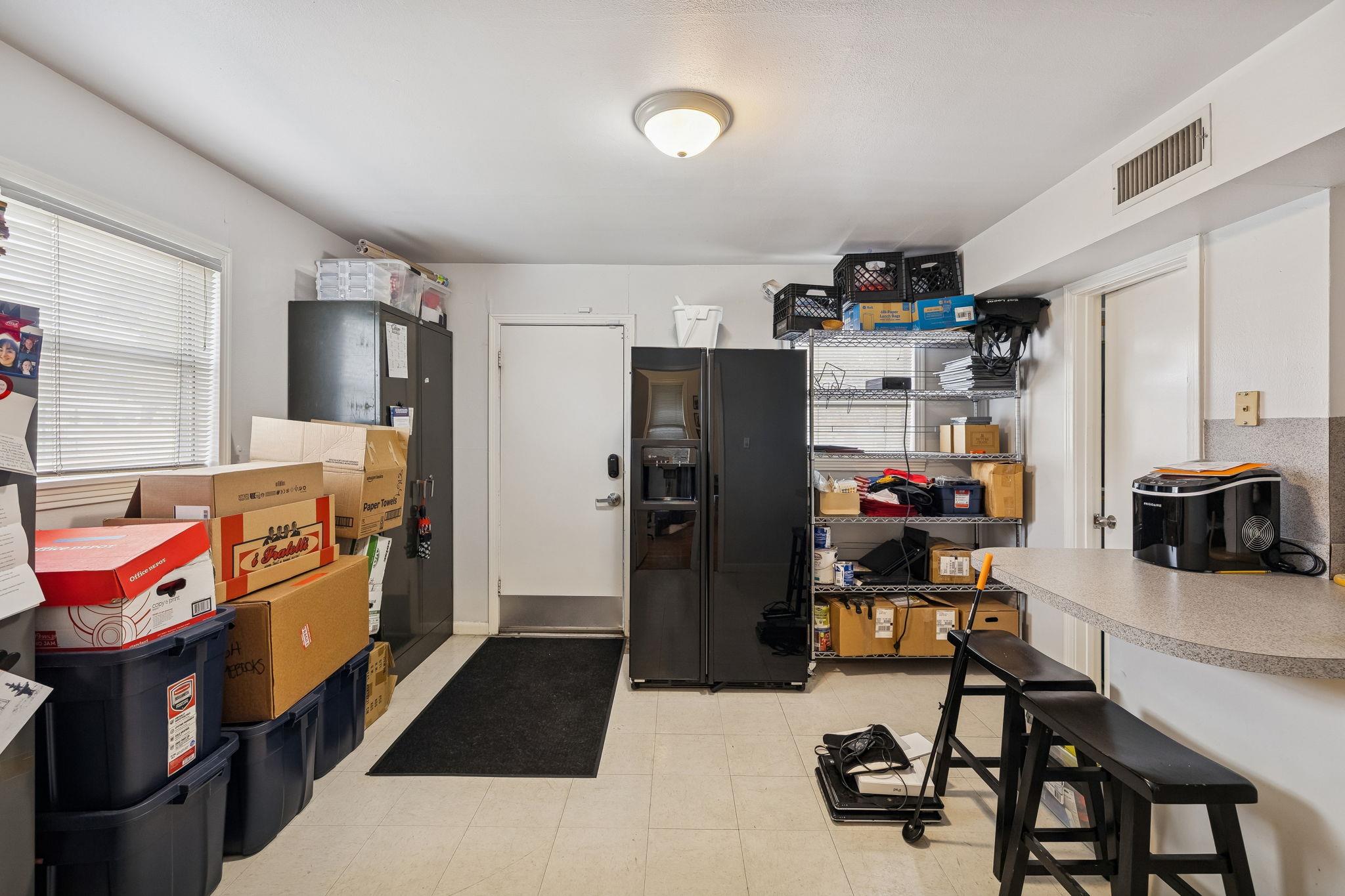 1107 W 45th St W, Austin, TX 78756