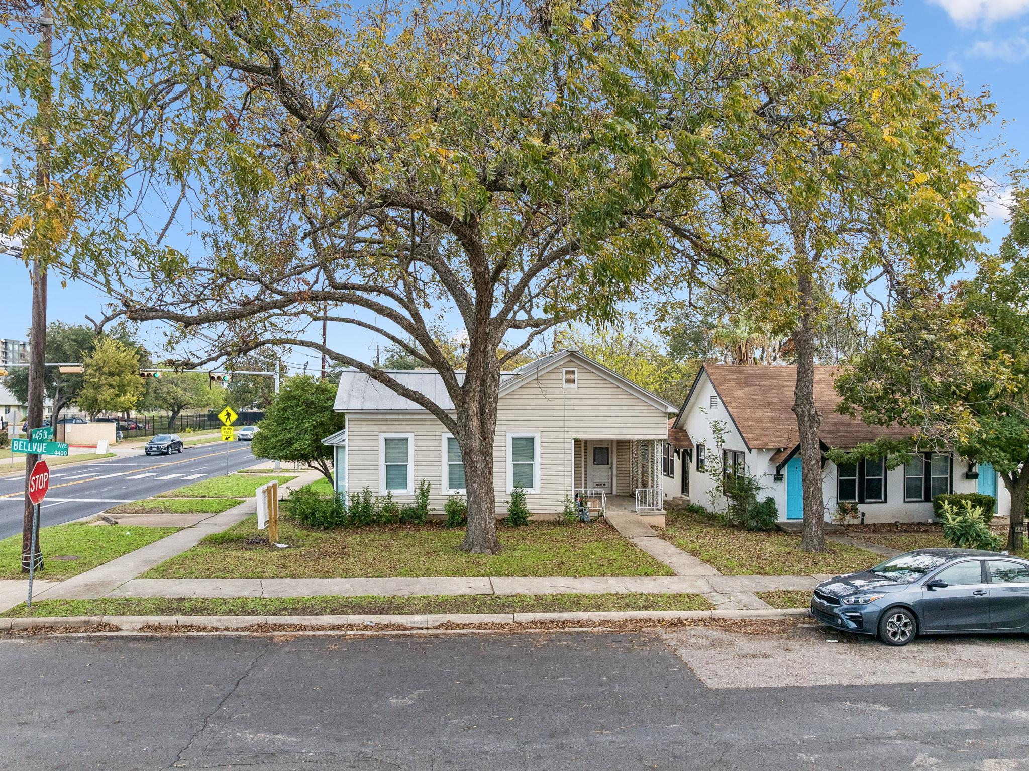 1107 W 45th St W, Austin, TX 78756