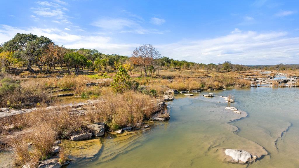 1594 Ranch Road 1320, Johnson City, TX 78636