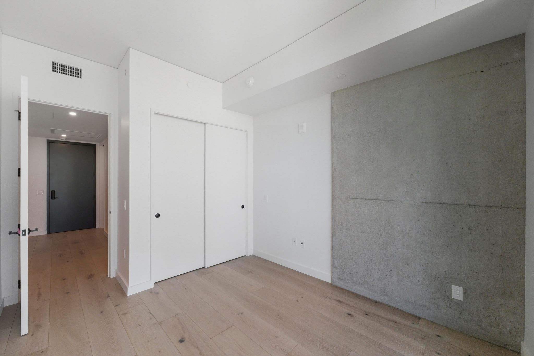 610 Davis St # 2710, Austin, TX 78701