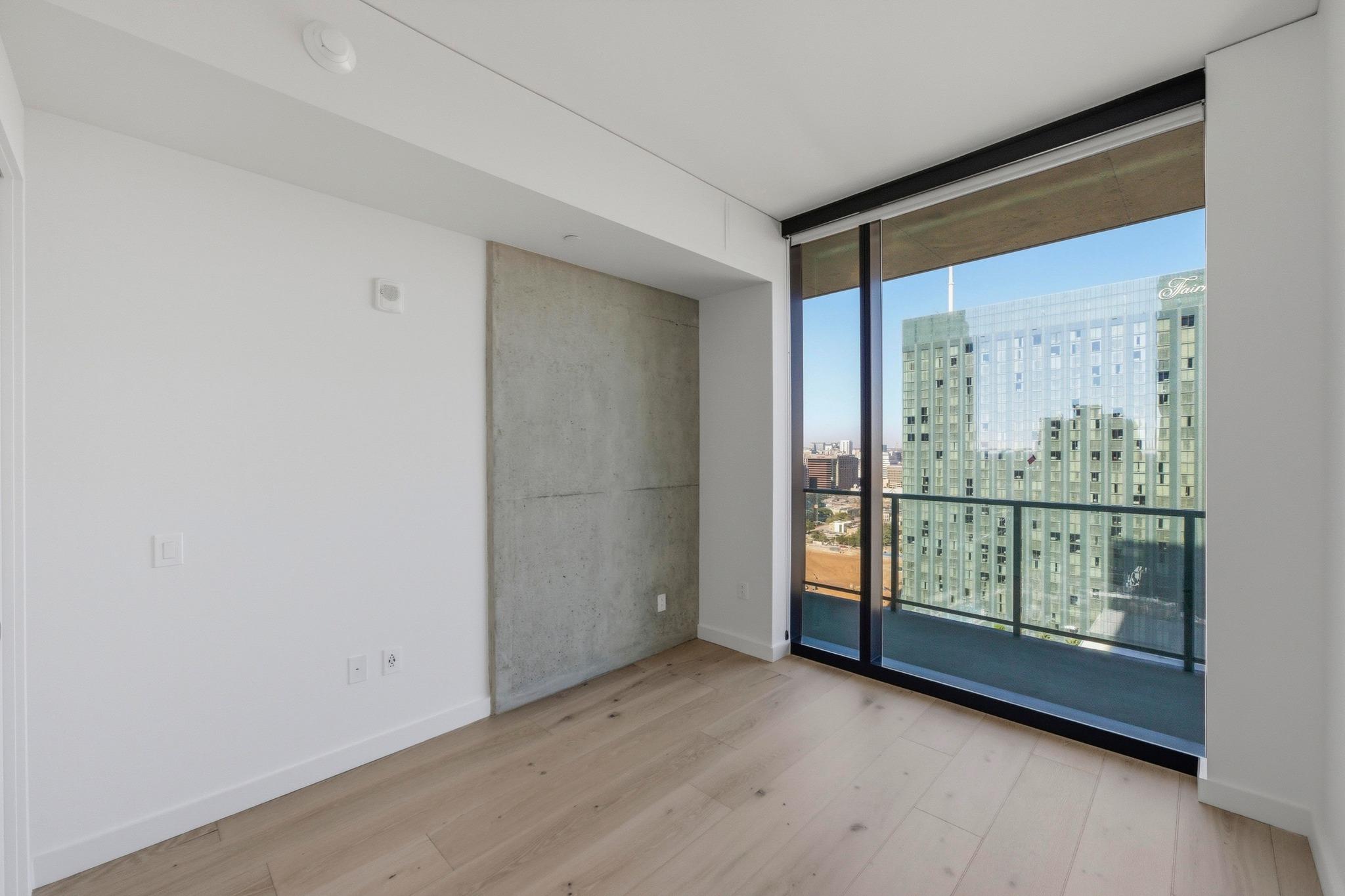 610 Davis St # 2710, Austin, TX 78701