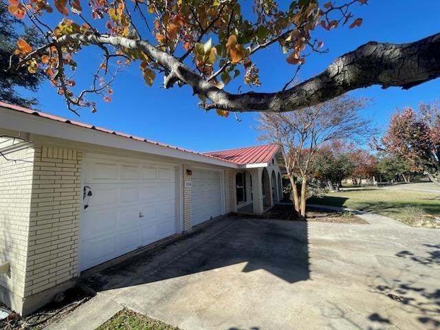 104 Skipcha Trl, Lampasas, TX 76550